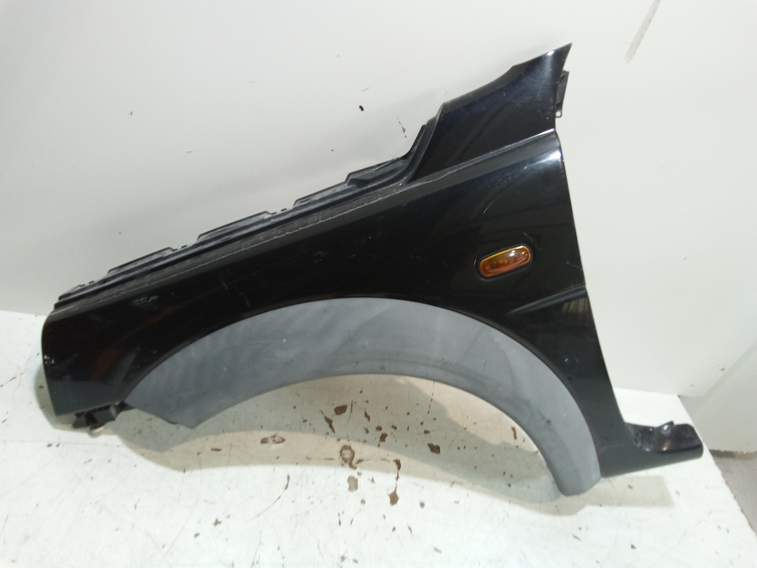 Parafango Anteriore Sinistro per Land Rover Freelander 1 Serie (1998 - 2003)