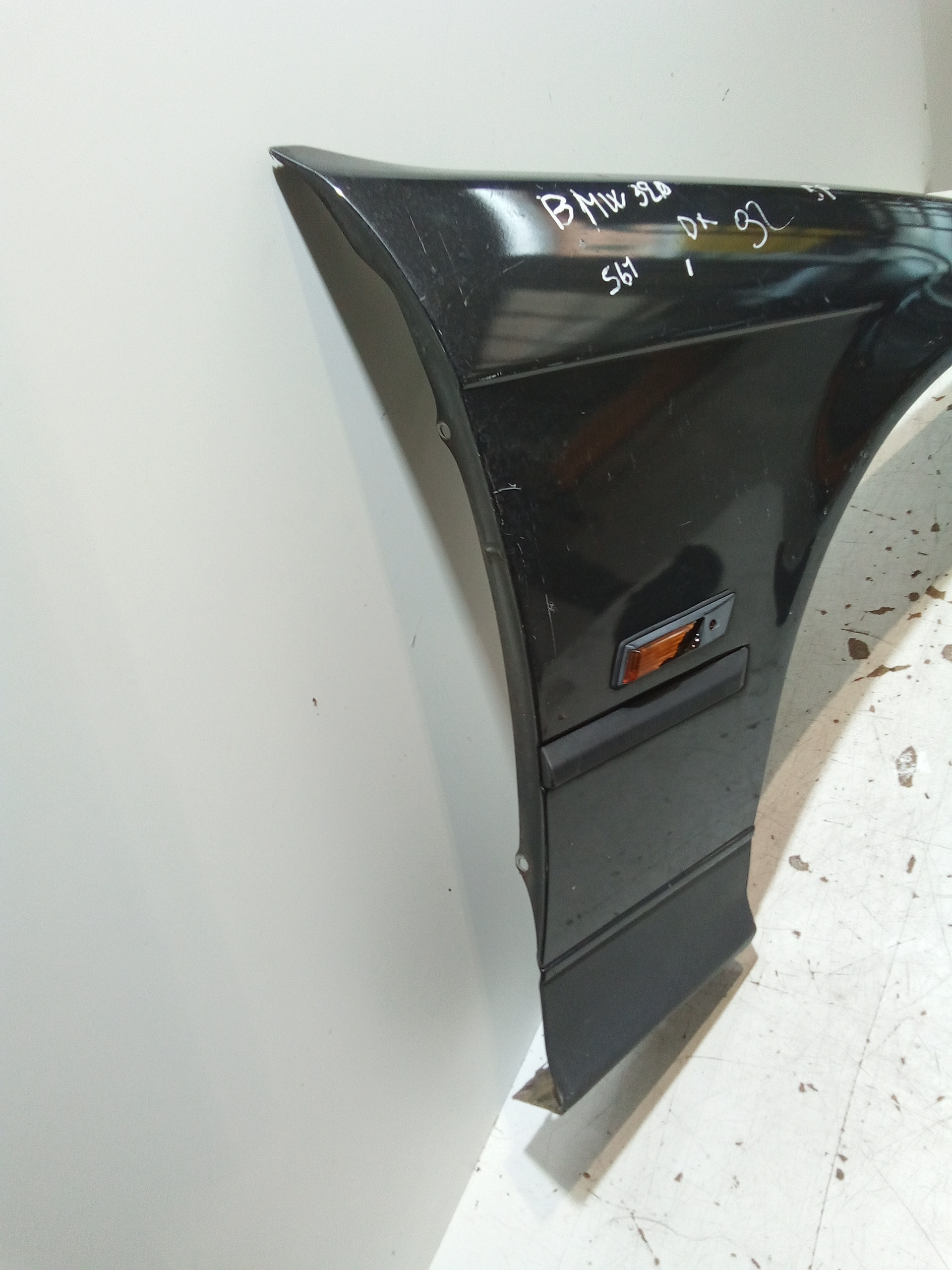 Parafango Anteriore Destro per Bmw Serie 7 E32 (1986 - 1994)