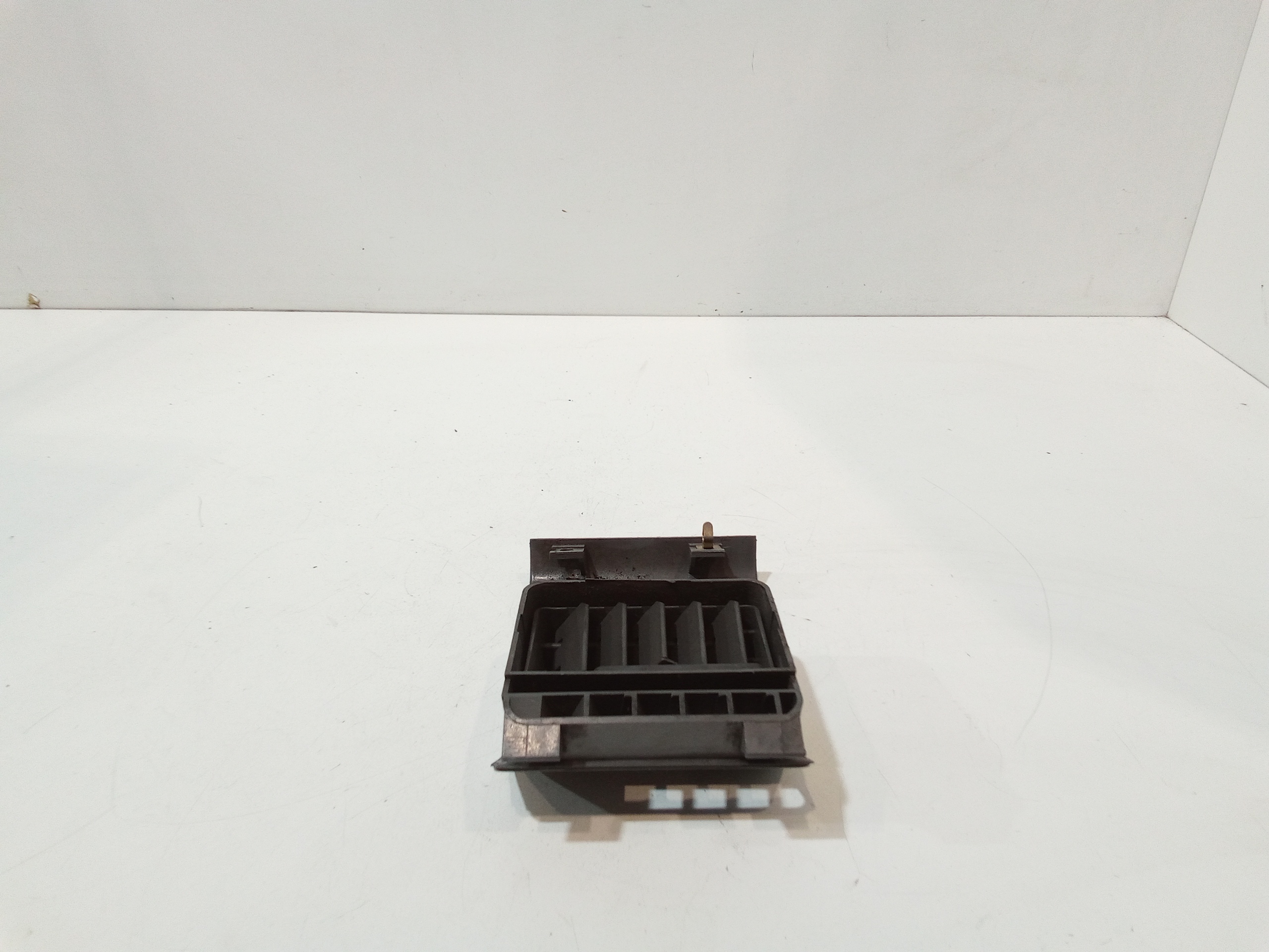 Bocchetta aria cruscotto lato passeggero per Peugeot 106 1 Serie (1991 - 1996)