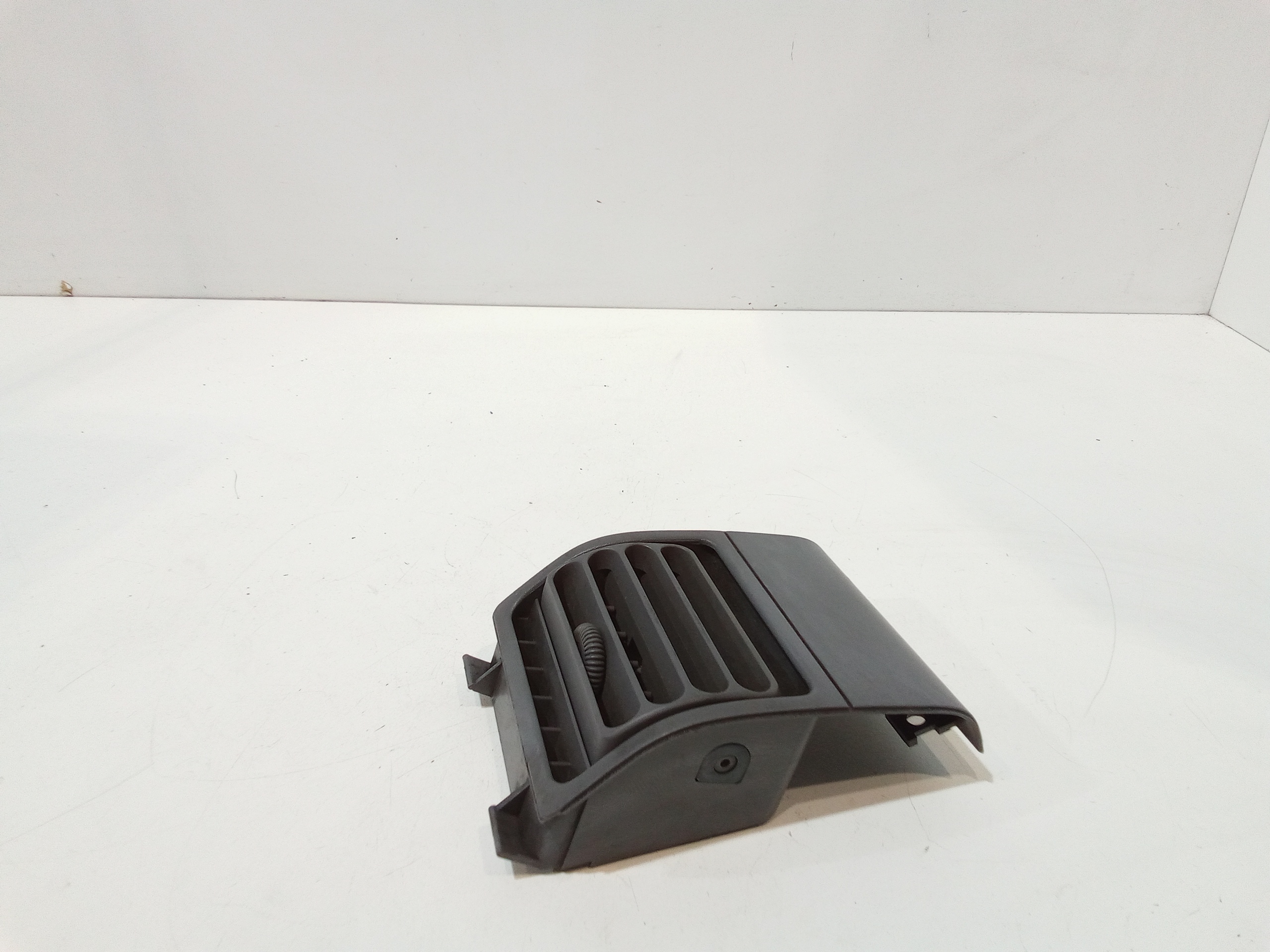 Bocchetta aria cruscotto lato passeggero per Peugeot 106 1 Serie (1991 - 1996)