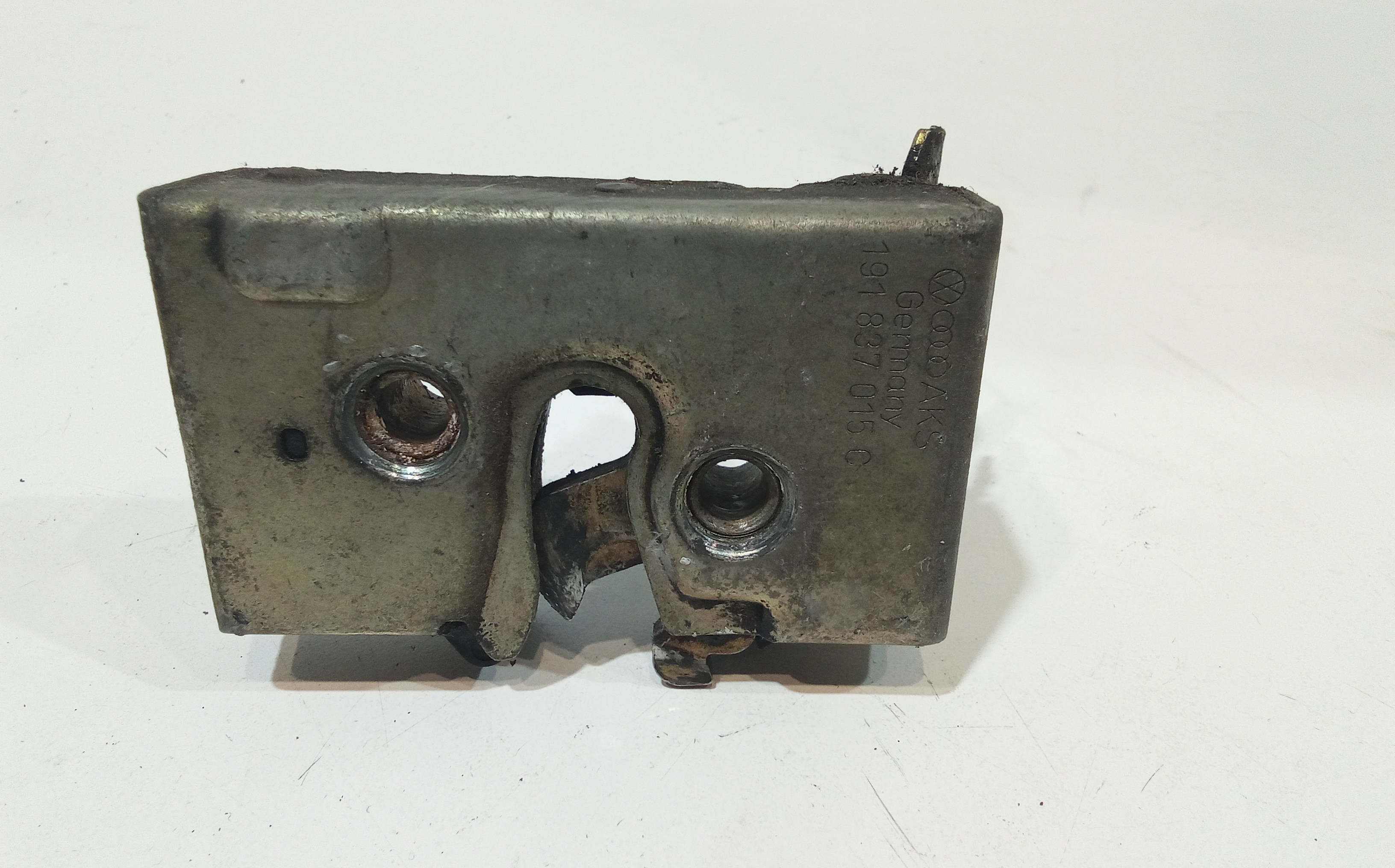 Serratura Anteriore Sinistra per Volkswagen Polo 2 Serie (1981 - 1994)