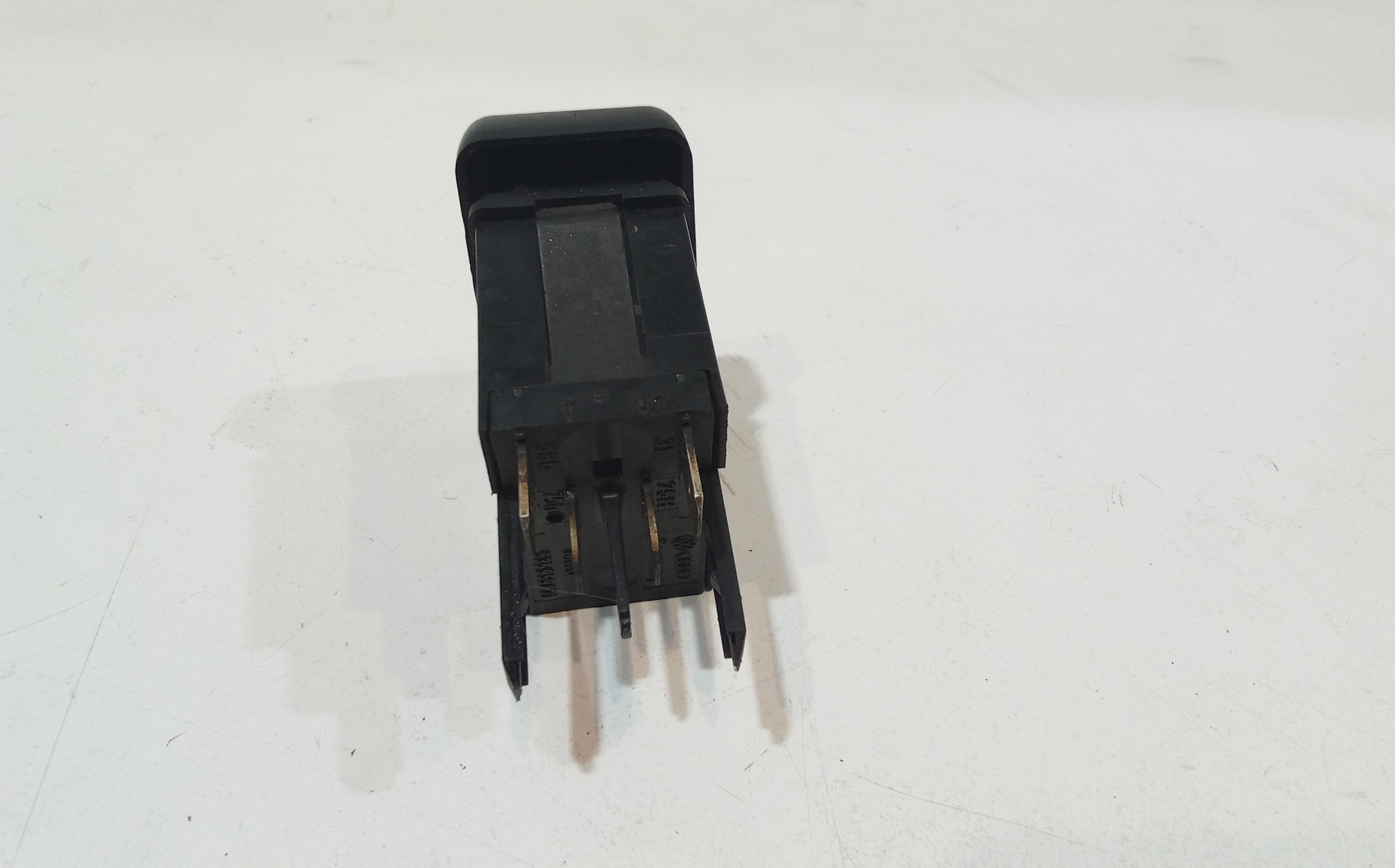 Pulsante Tergilunotto posteriore per Volkswagen Polo 2 Serie (1981 - 1994)