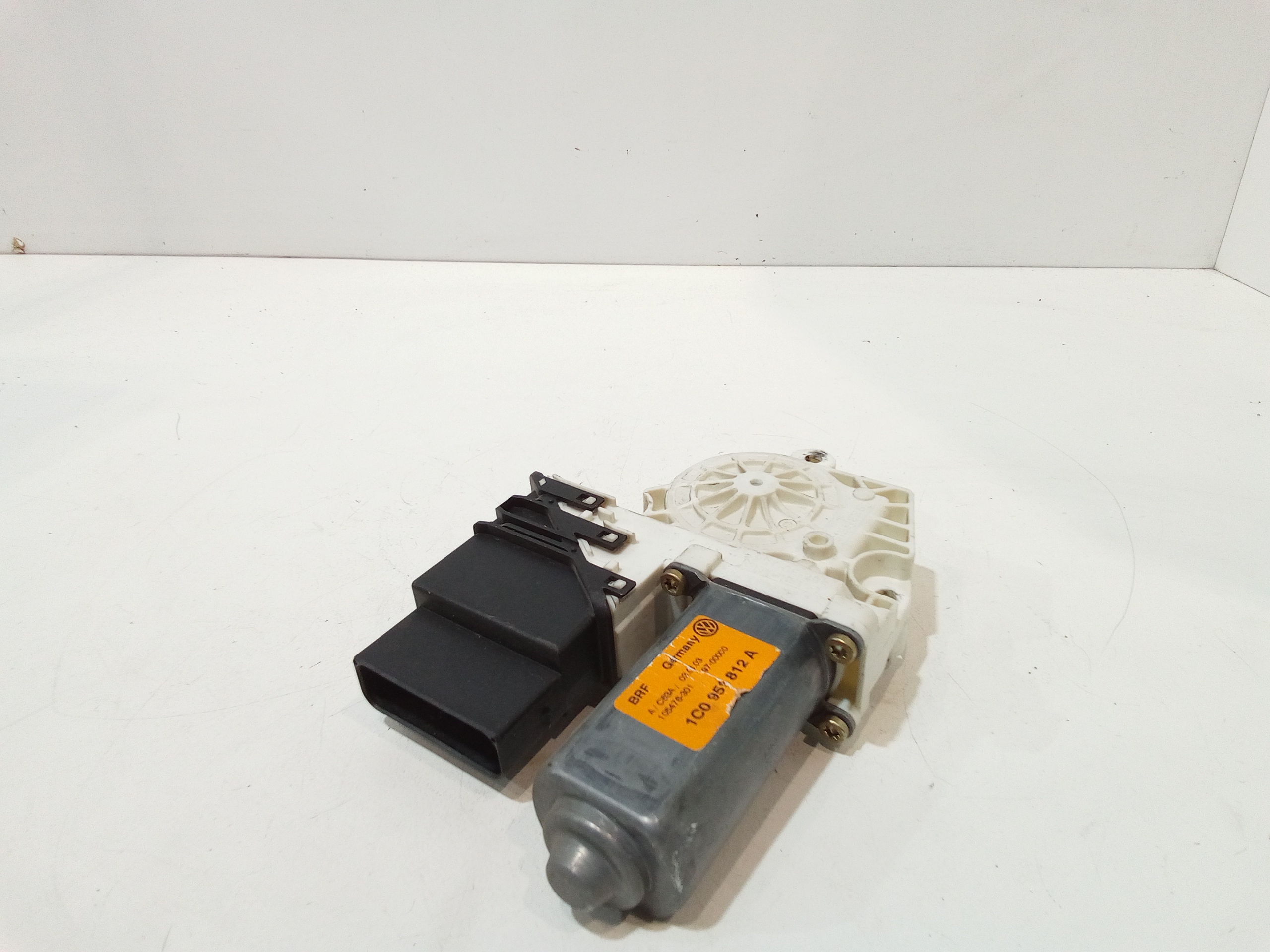 Motorino Alzavetro anteriore destra per Volkswagen Bora Berlina (1998 - 2005)