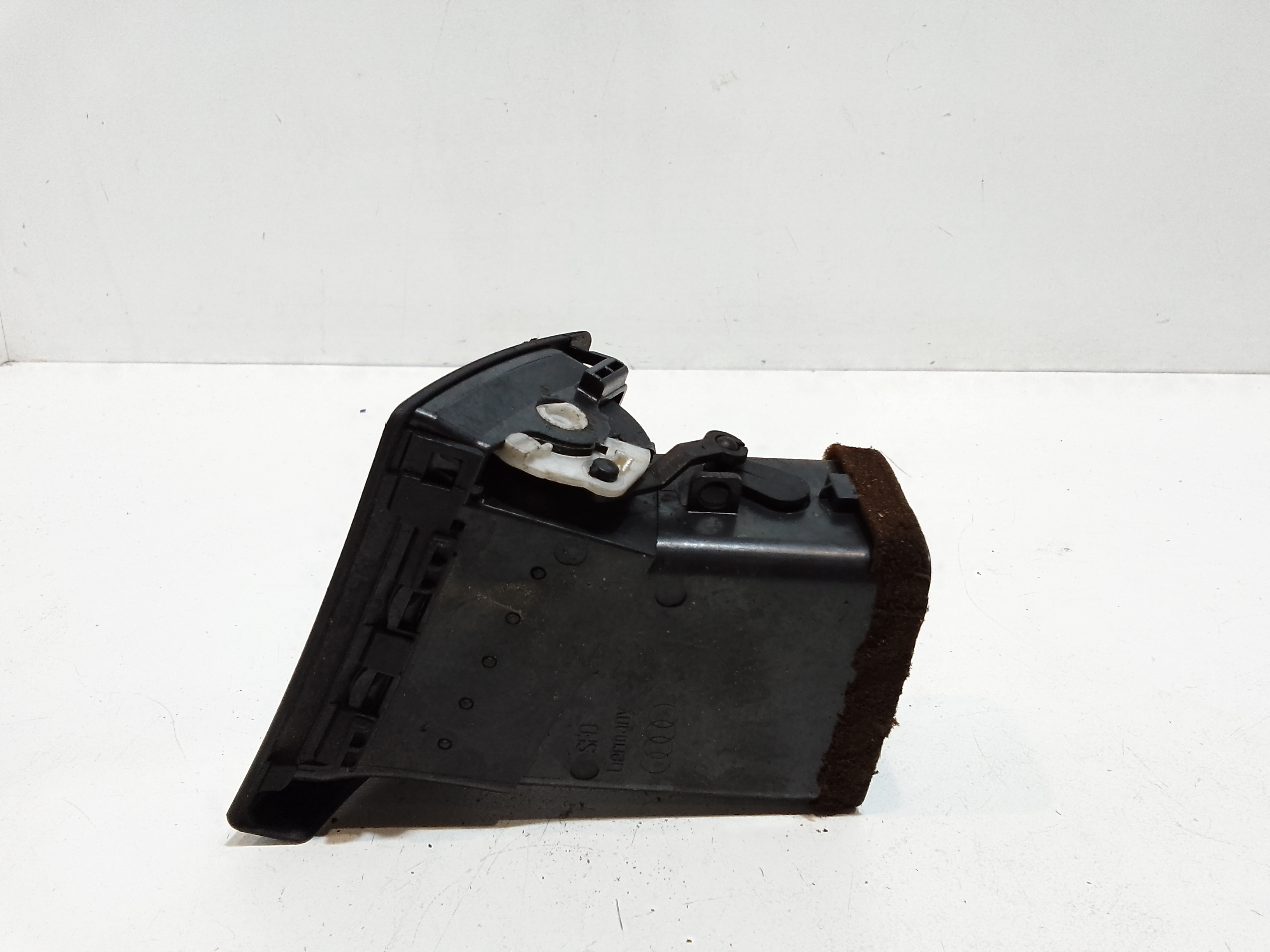 Bocchetta aria cruscotto lato guida per Audi A4 Avant (8ed) (04>08) (2004 - 2008)