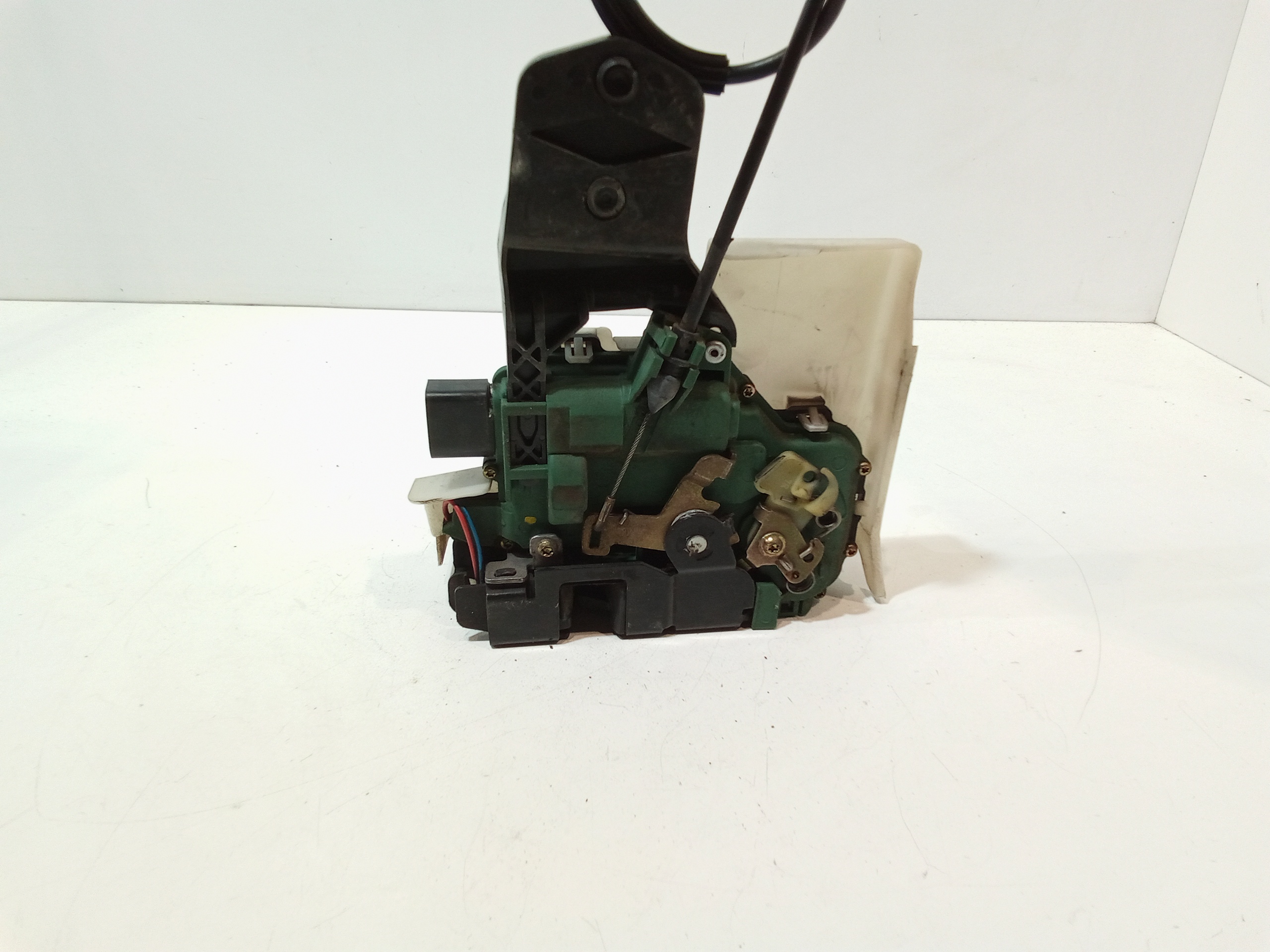 Serratura Anteriore Destra per Volkswagen Bora Berlina (1998 - 2005)