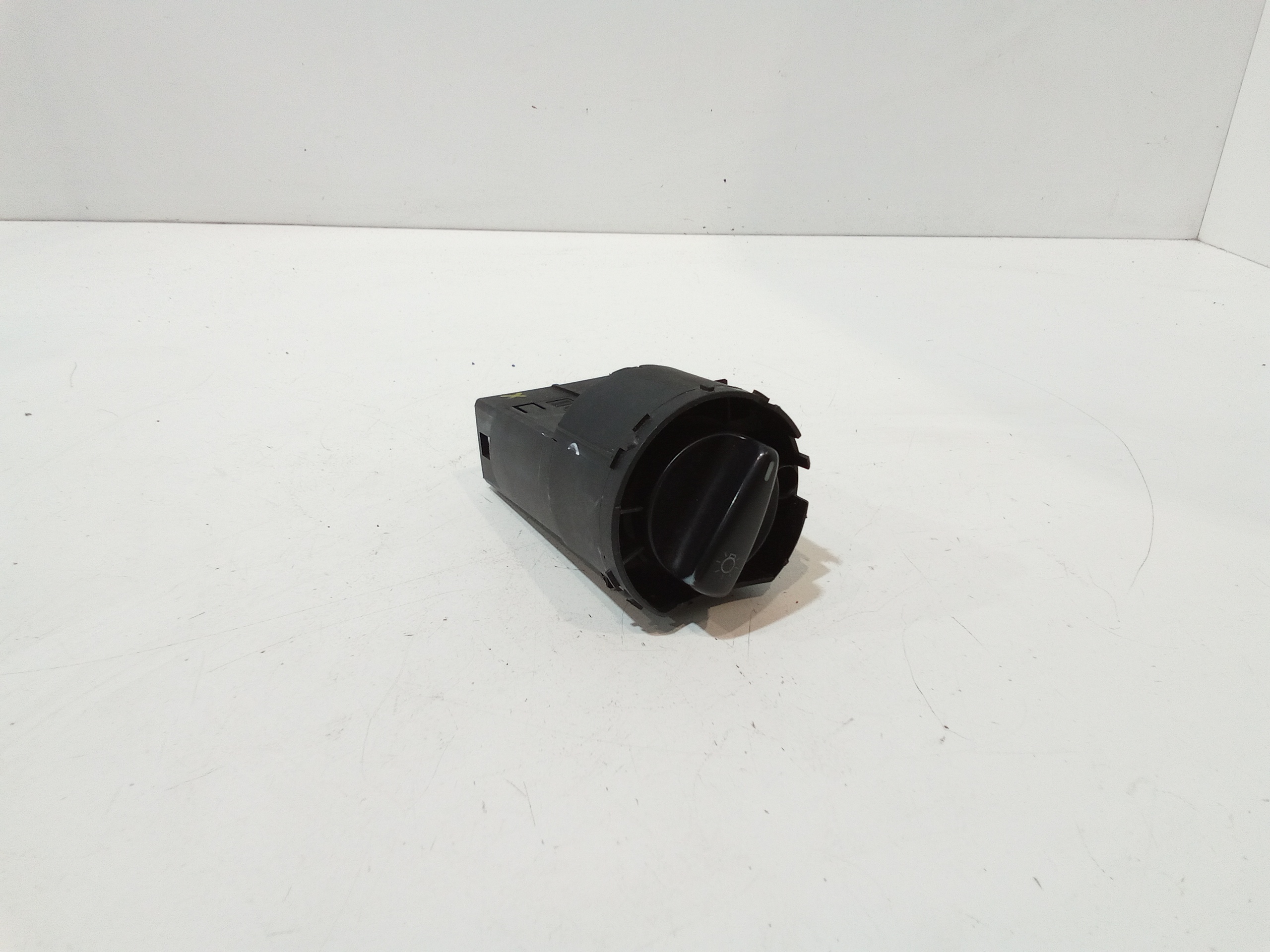 Interruttore comando luci per Volkswagen Bora Berlina (1998 - 2005)