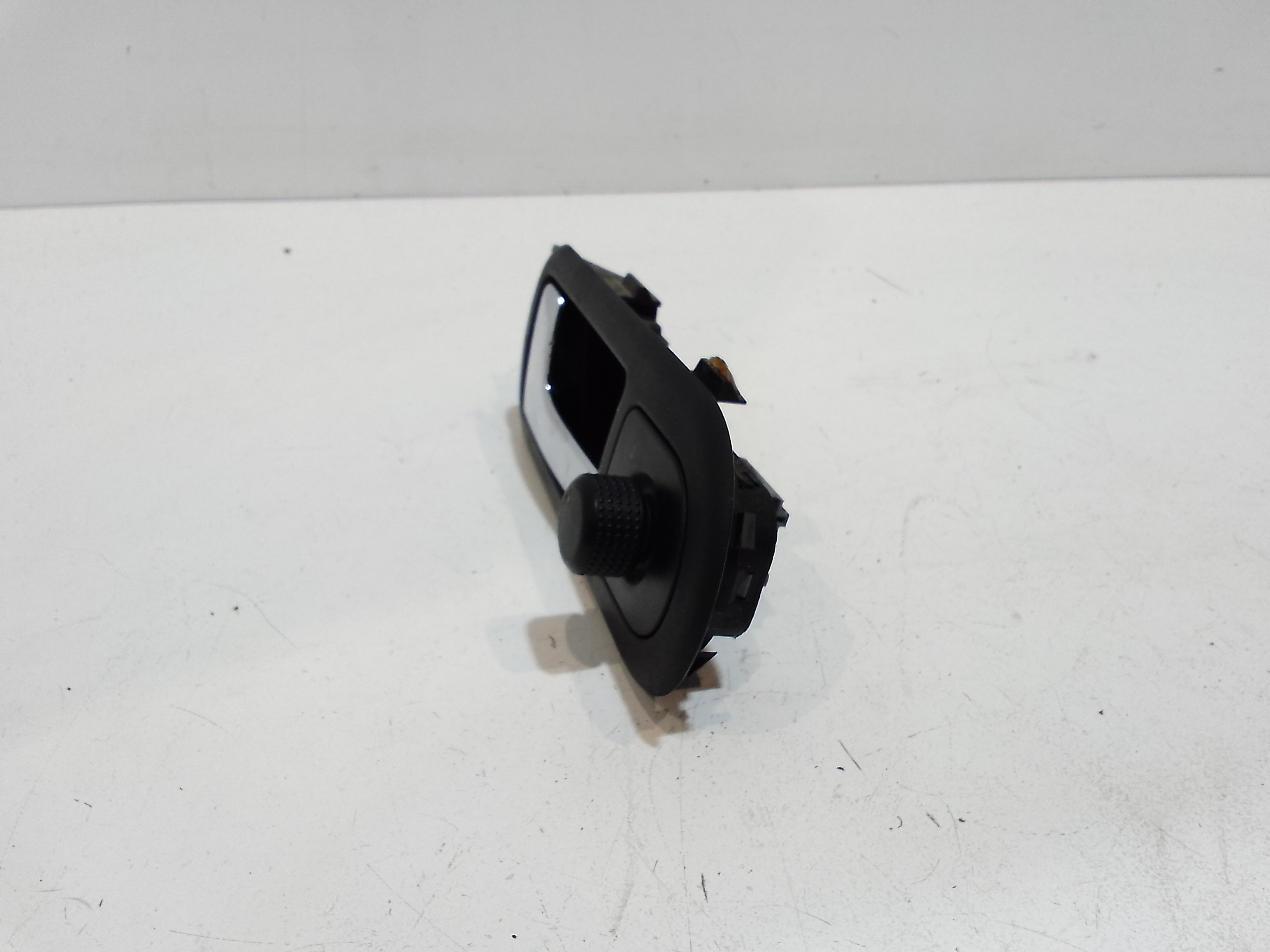 Maniglia interna anteriore Sinistra per Volkswagen Bora Berlina (1998 - 2005)