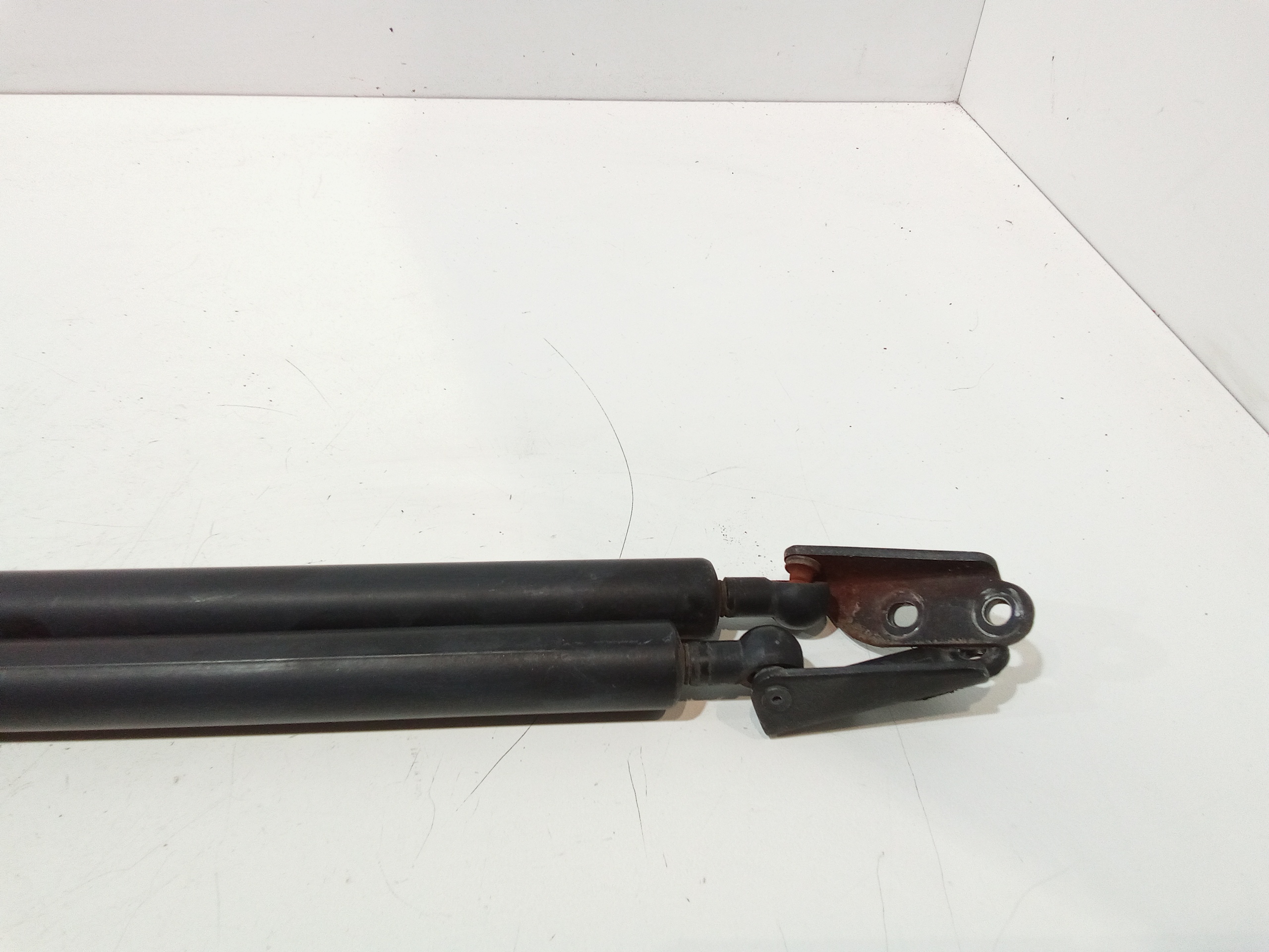 Pistoncini cofano ant per Mazda 6 Berlina (2002 - 2008)