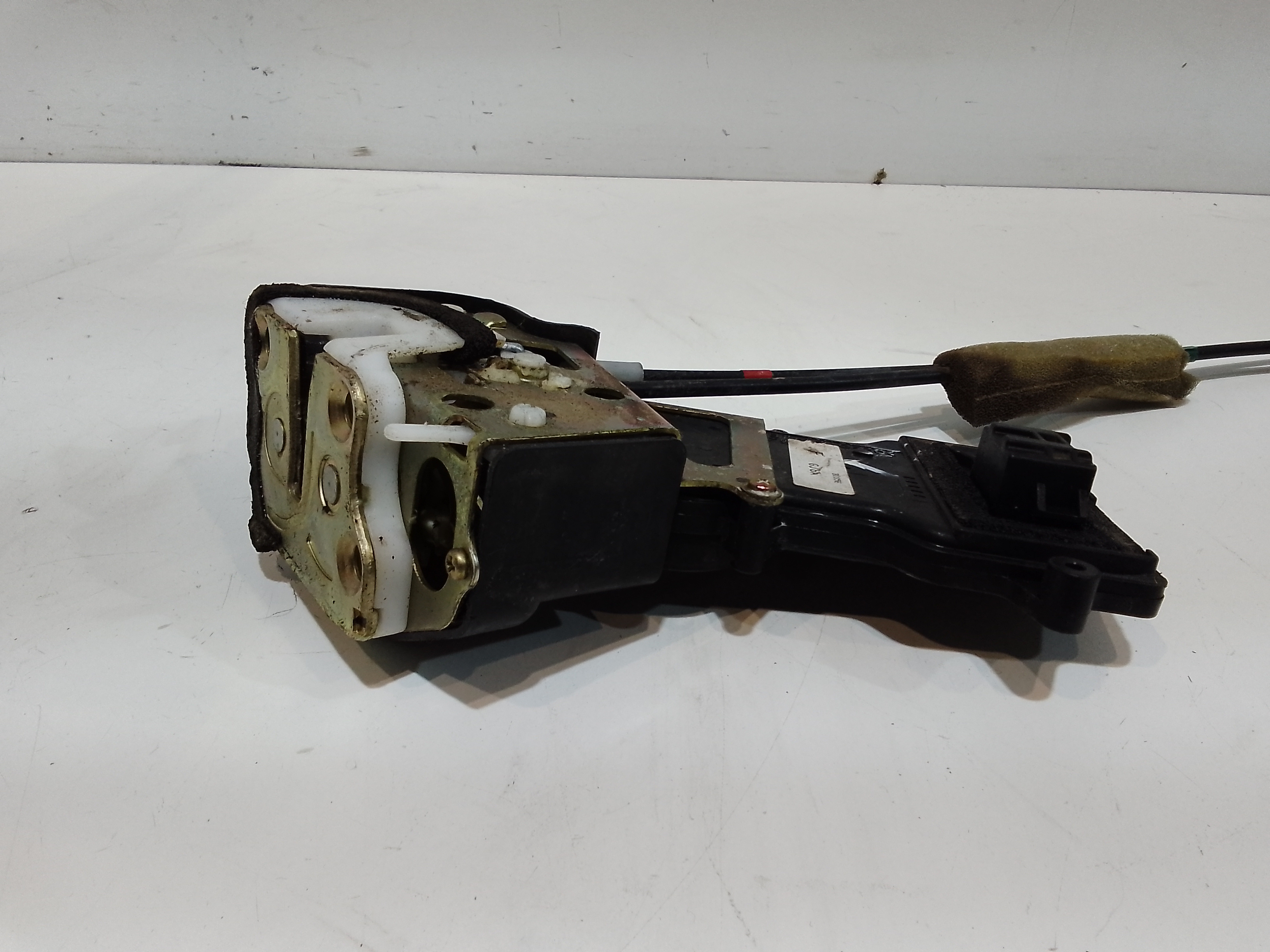 Serratura Posteriore Sinistra per Mazda 6 Berlina (2002 - 2008)