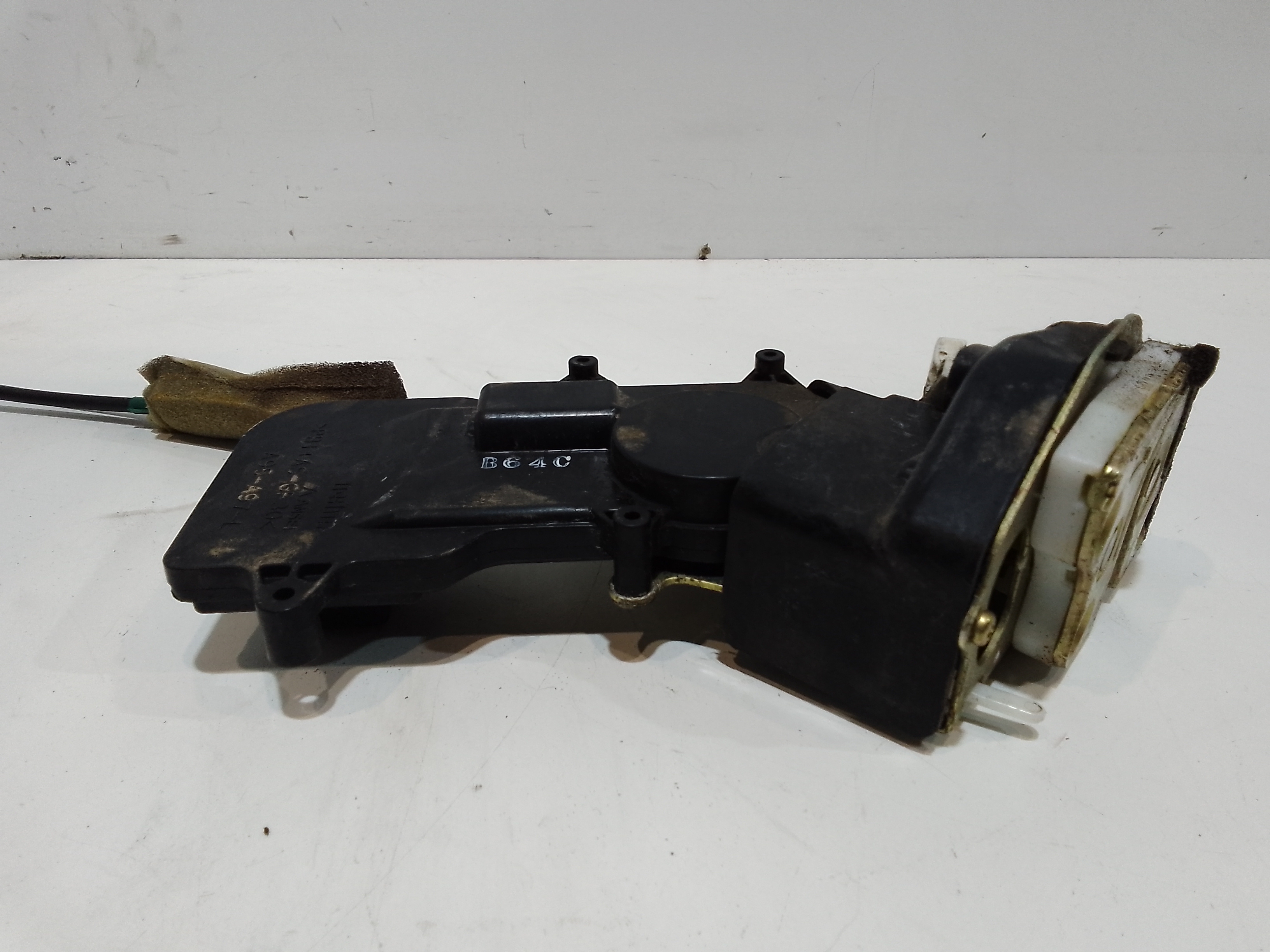 Serratura Posteriore Sinistra per Mazda 6 Berlina (2002 - 2008)