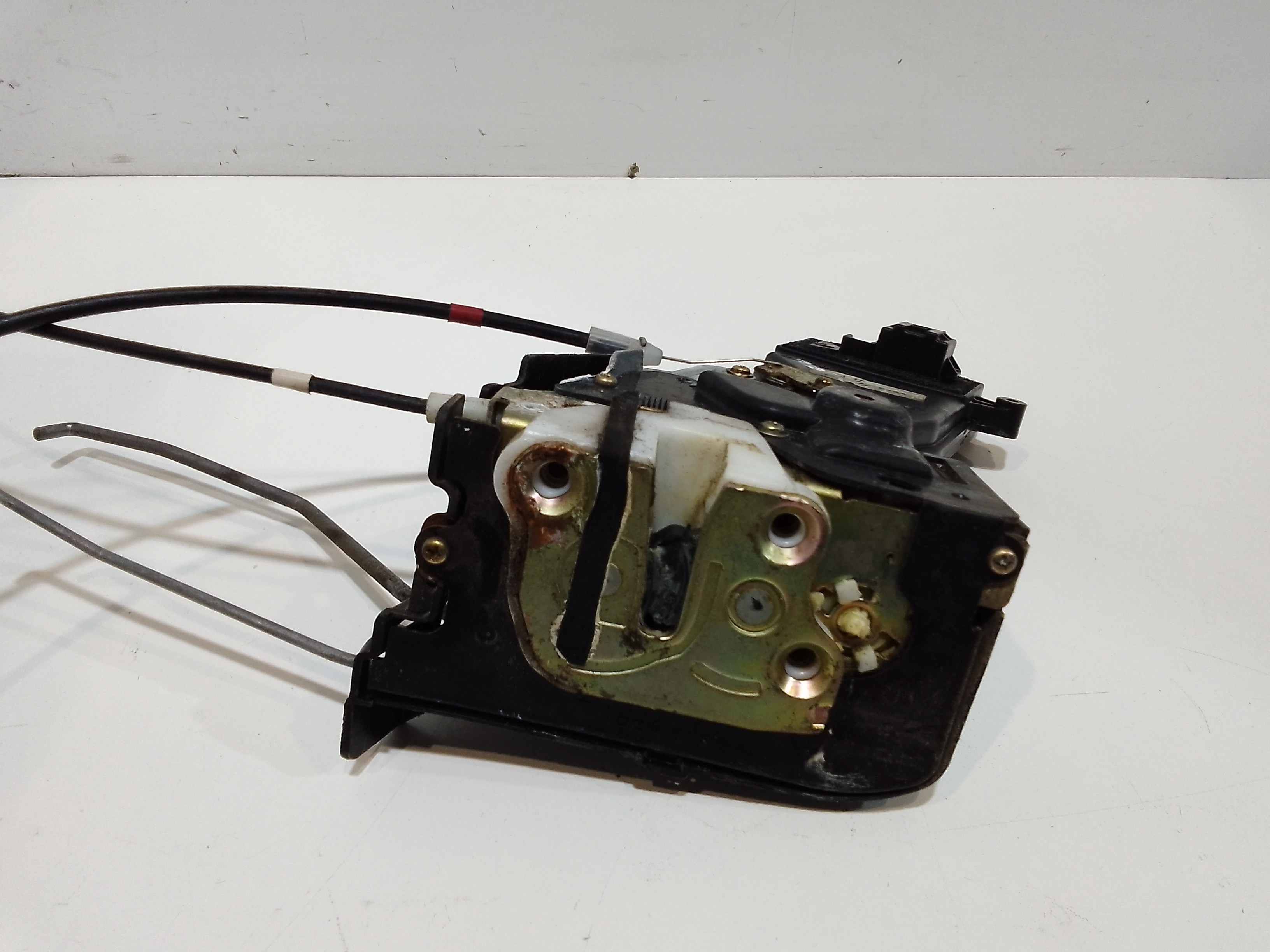 Serratura Posteriore Sinistra per Mazda 6 Berlina (2002 - 2008)