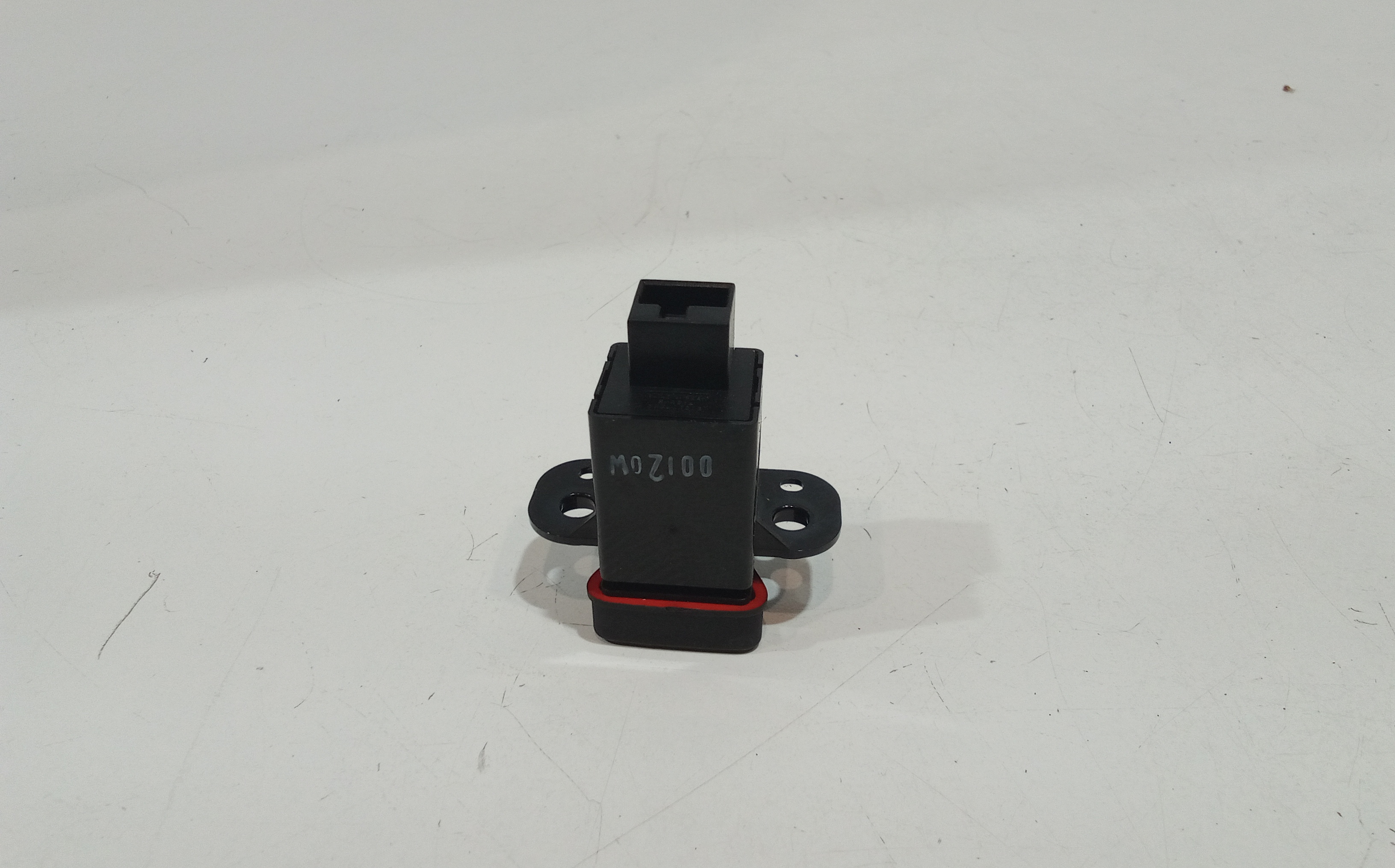 Pulsante luci di emergenza per Chevrolet Cruze Berlina (2009 - In produzione)