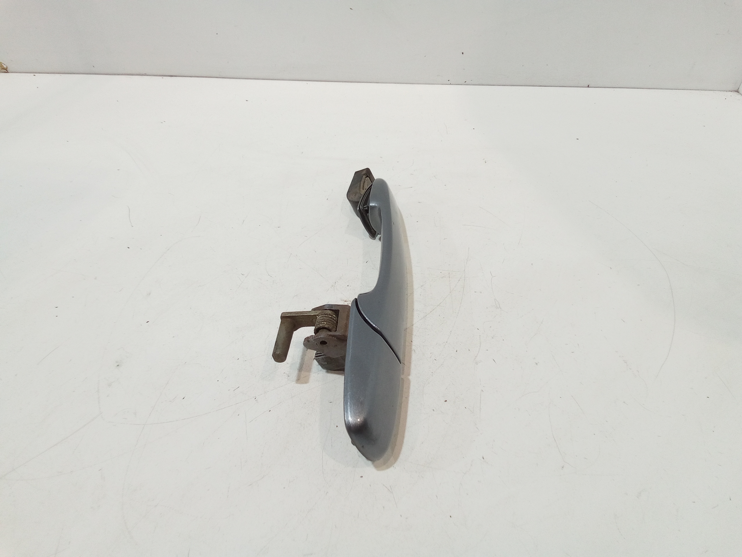 Maniglia esterna Anteriore Destra per Mazda 6 Berlina (2002 - 2008)