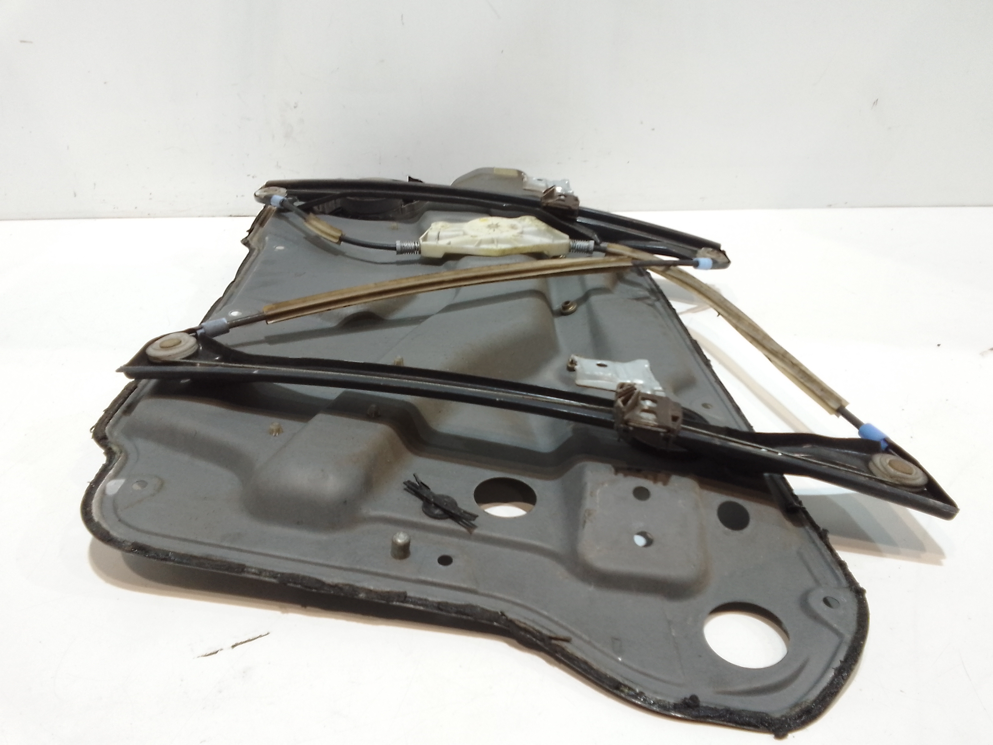 Cremagliera anteriore sinistra Guida per Volkswagen Bora Berlina (1998 - 2005)