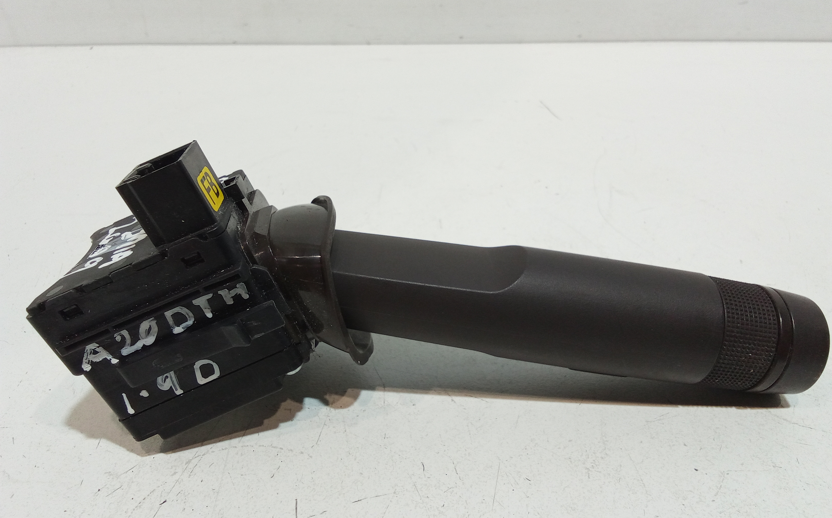 Devioluci sinistro per Opel Insignia S. Wagon (2008 - 2017)