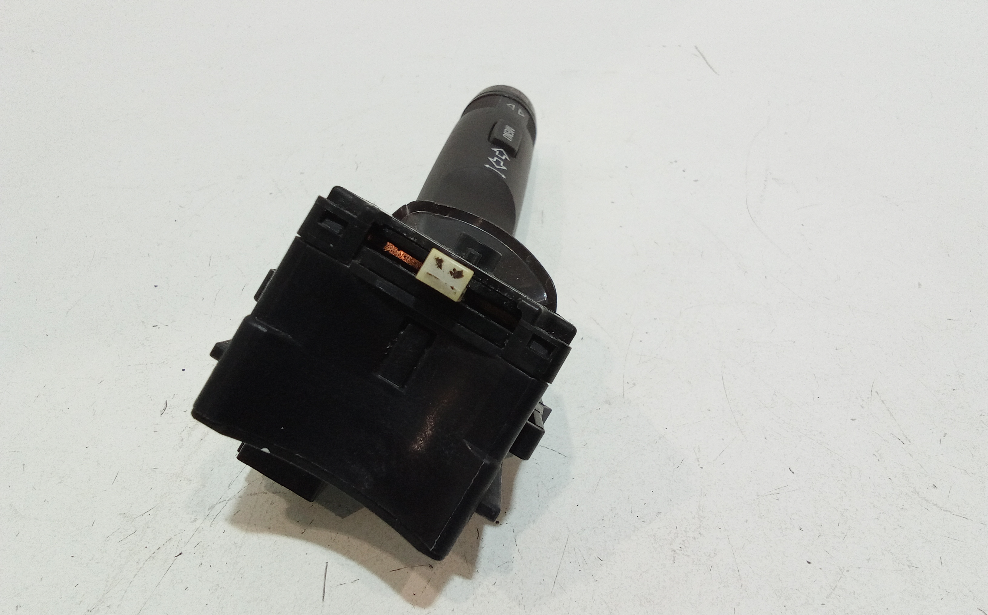 Devioluci sinistro per Opel Insignia S. Wagon (2008 - 2017)