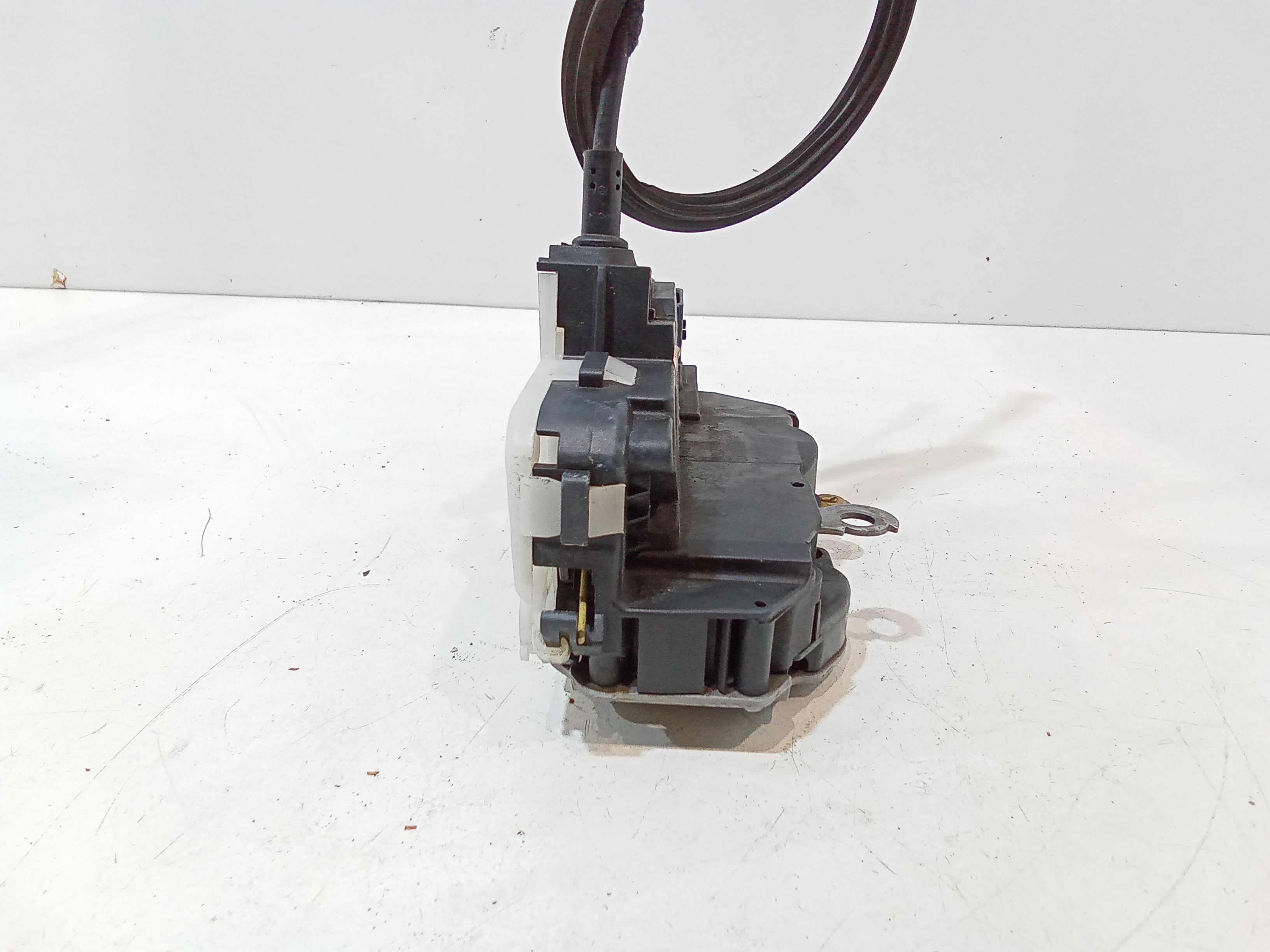 Serratura Anteriore Sinistra per Opel Insignia S. Wagon (2008 - 2017)