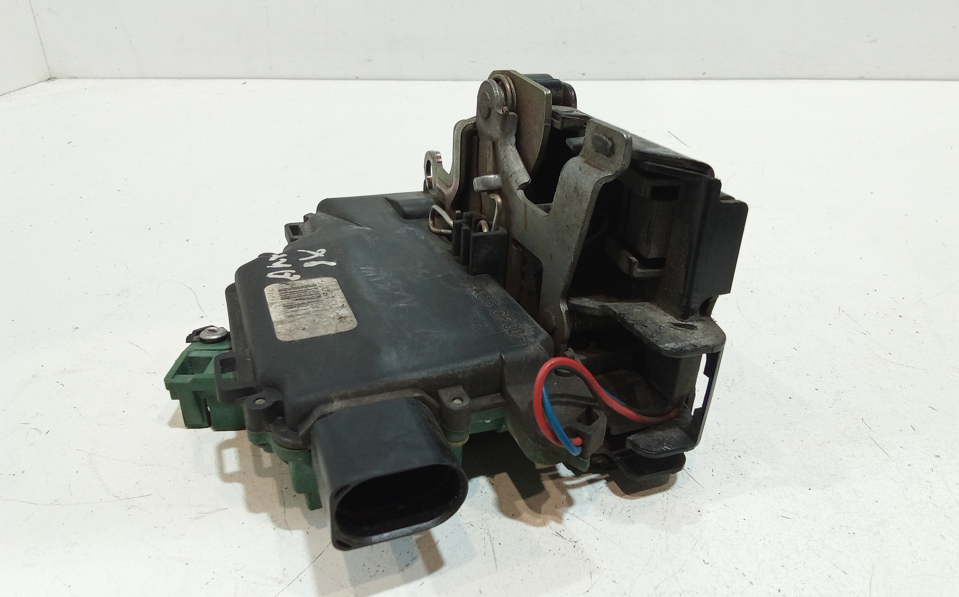 Serratura Anteriore Sinistra per Volkswagen New Beetle 1 Serie (1998 - 2010)