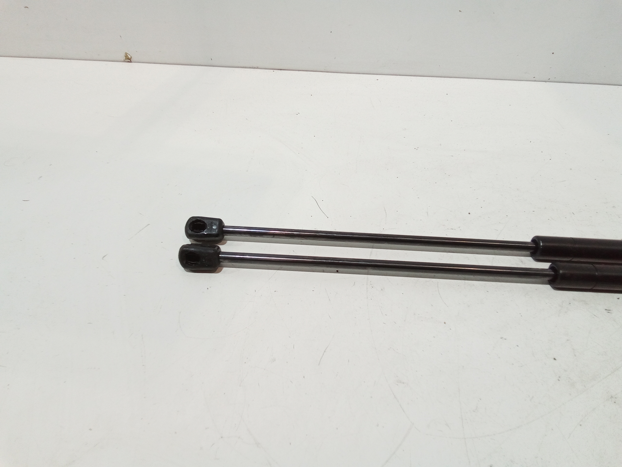 Pistoncini cofano Post. per Lancia Ypsilon 4 Serie (2011 - In produzione)