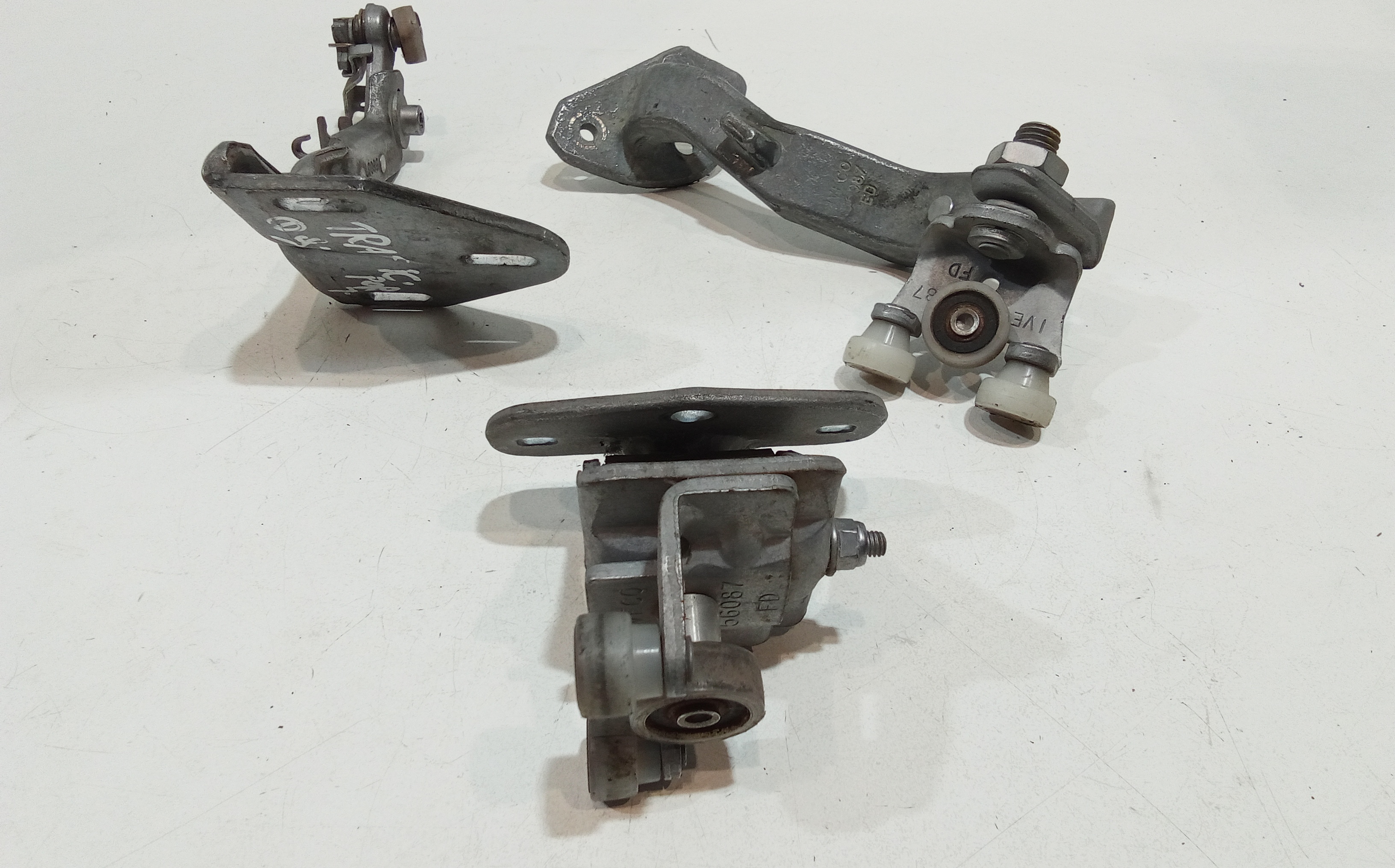 Cerniere porta scorrevole destra per Renault Trafic Furgone 2 Serie (2007 - In produzione)