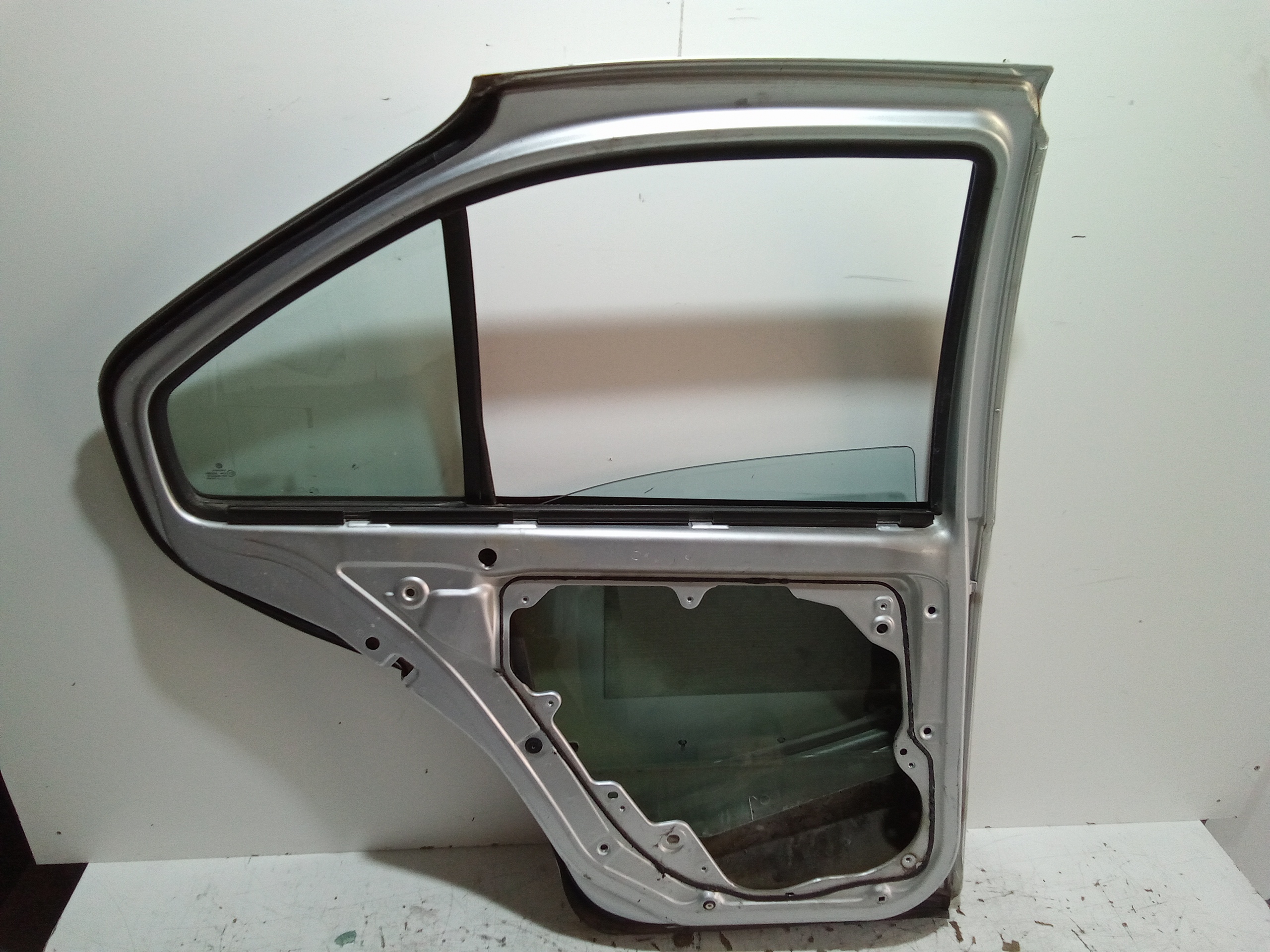 Portiera Posteriore Sinistra per Volkswagen Bora Berlina (1998 - 2005)