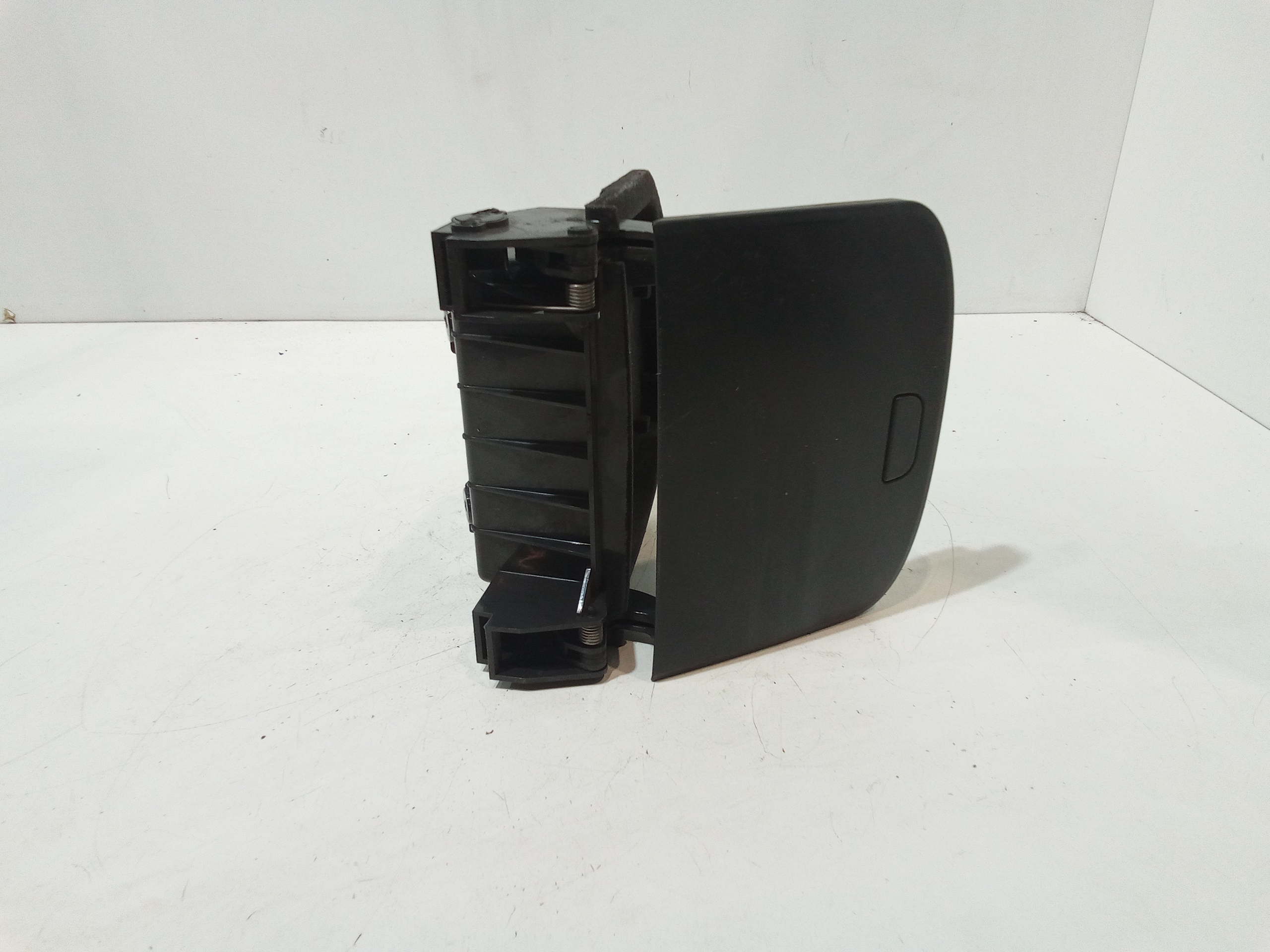 Vano portaoggetti per Chevrolet Captiva 1 Serie (2006 - In produzione)