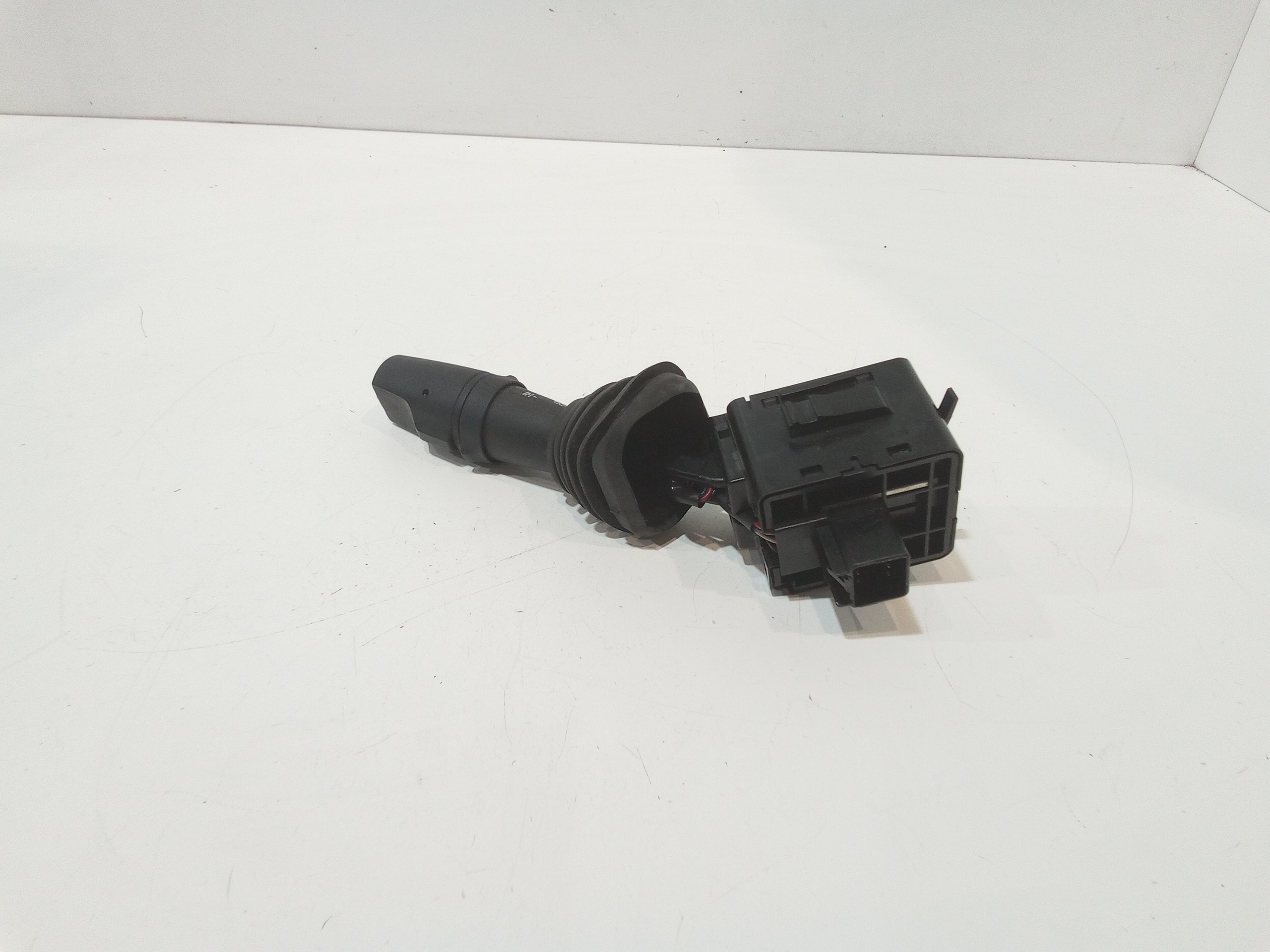 Devioluci destro per Chevrolet Captiva 1 Serie (2006 - In produzione)