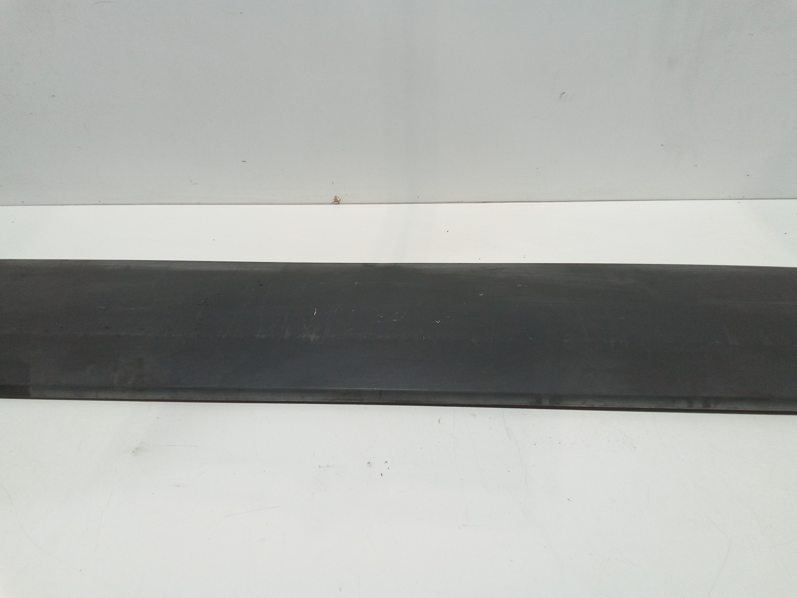 Modanatura posteriore laterale dx per Volkswagen Crafter Combi (2e) (06>) (2006 - In produzione)