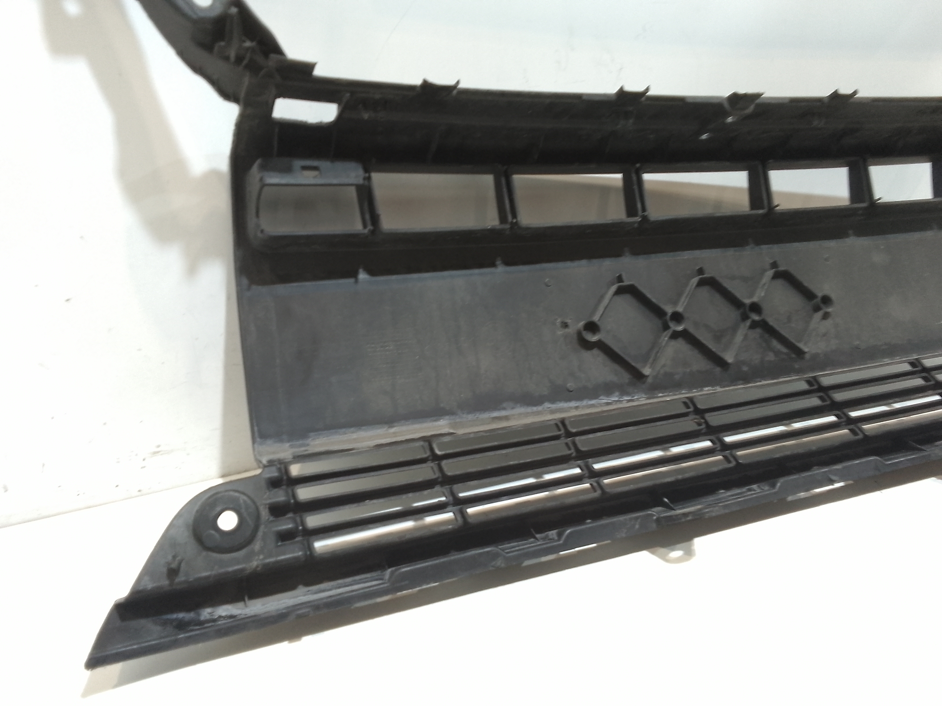 Paraurti anteriore centrale per Peugeot Boxer 4 Serie (2011 - In produzione)