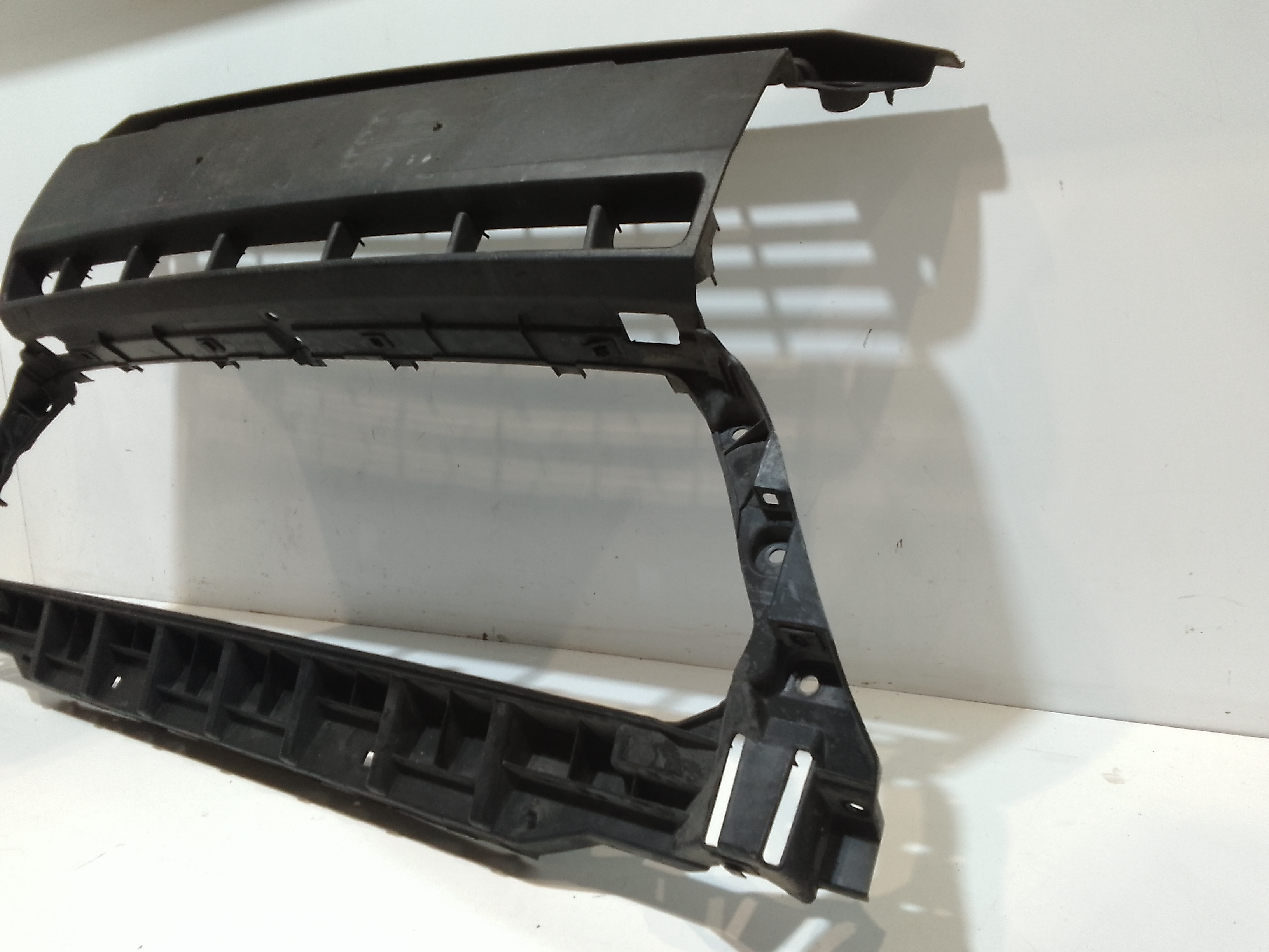 Paraurti anteriore centrale per Peugeot Boxer 4 Serie (2011 - In produzione)