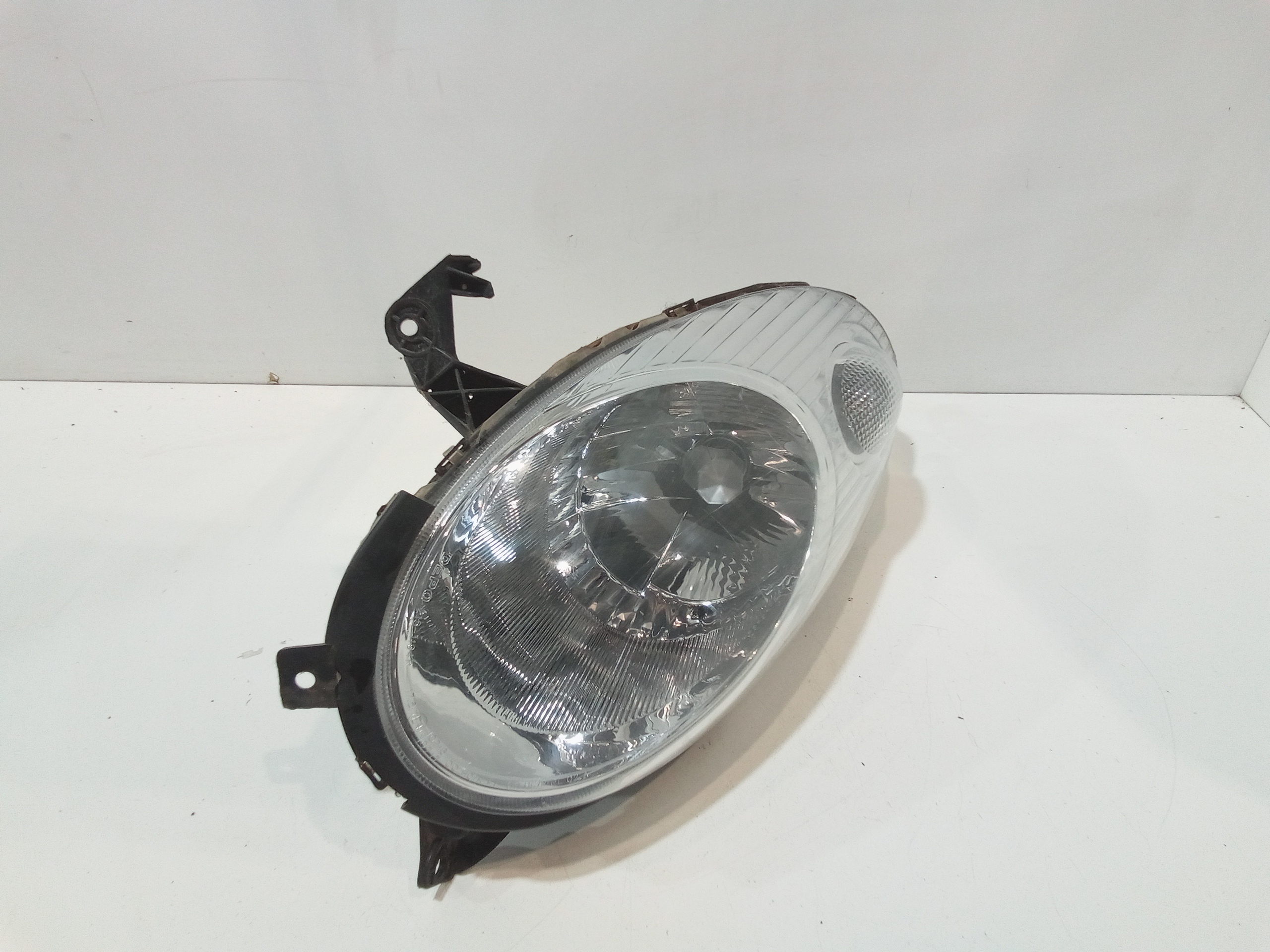 Faro anteriore Destro Passeggero per Nissan Micra 4 Serie (2003 - 2005)