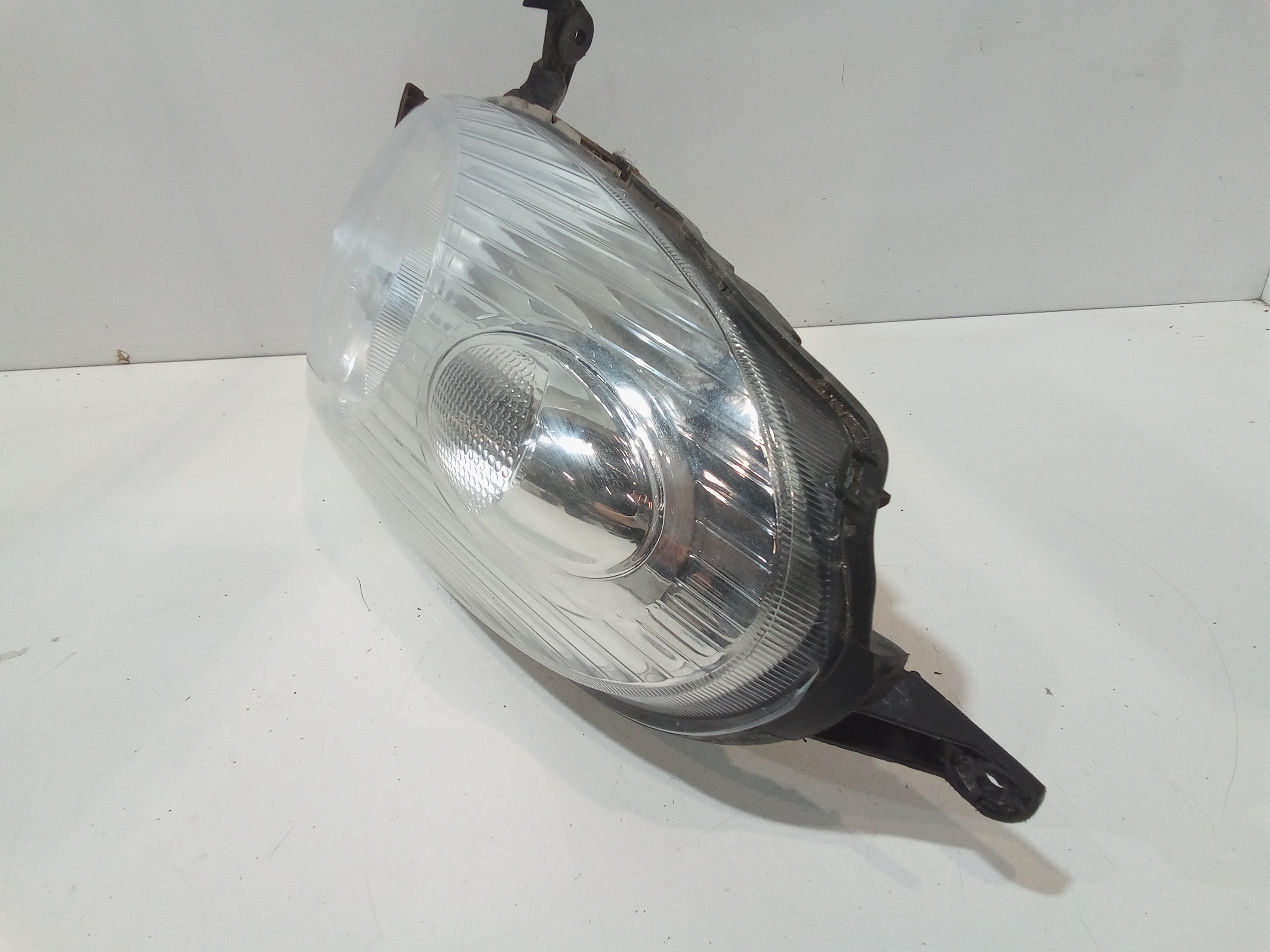 Faro anteriore Destro Passeggero per Nissan Micra 4 Serie (2003 - 2005)