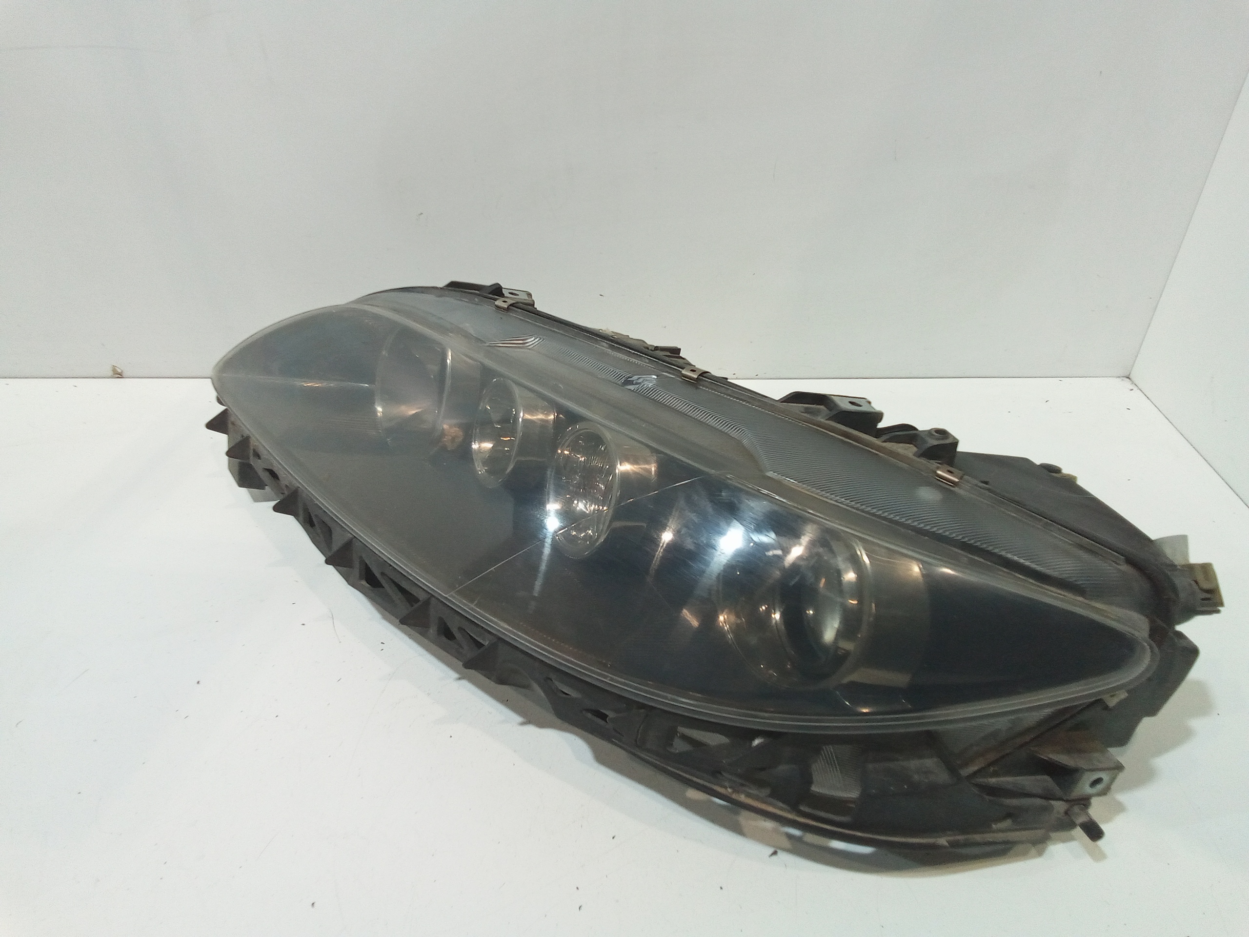Faro anteriore Sinistro Guida per Mazda 6 Berlina (2002 - 2008)