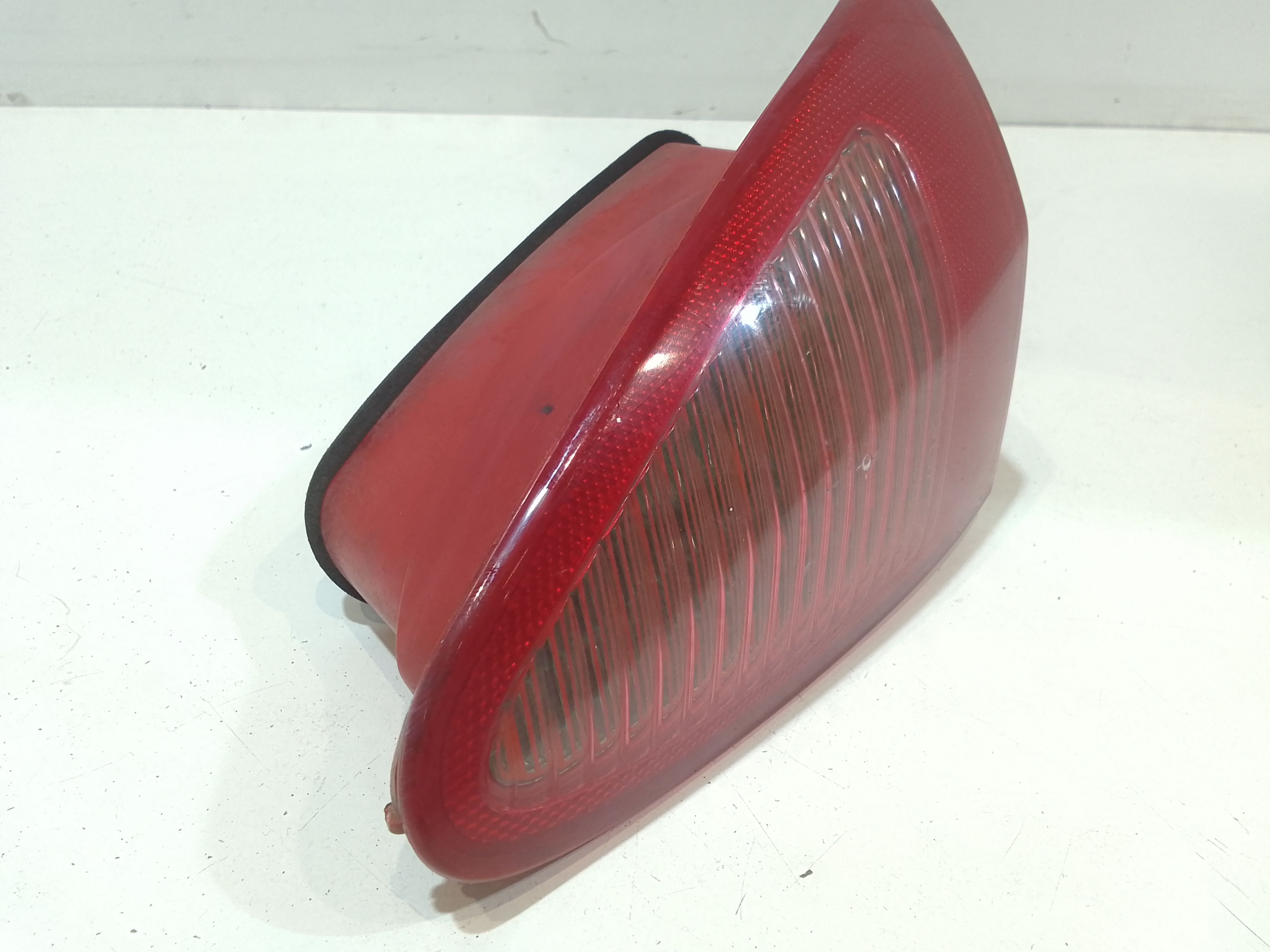 Stop Posteriore Sinistro Integrato nel Portello per Alfa Romeo 147 Serie (937) (00>05<) (2000 - 2005)