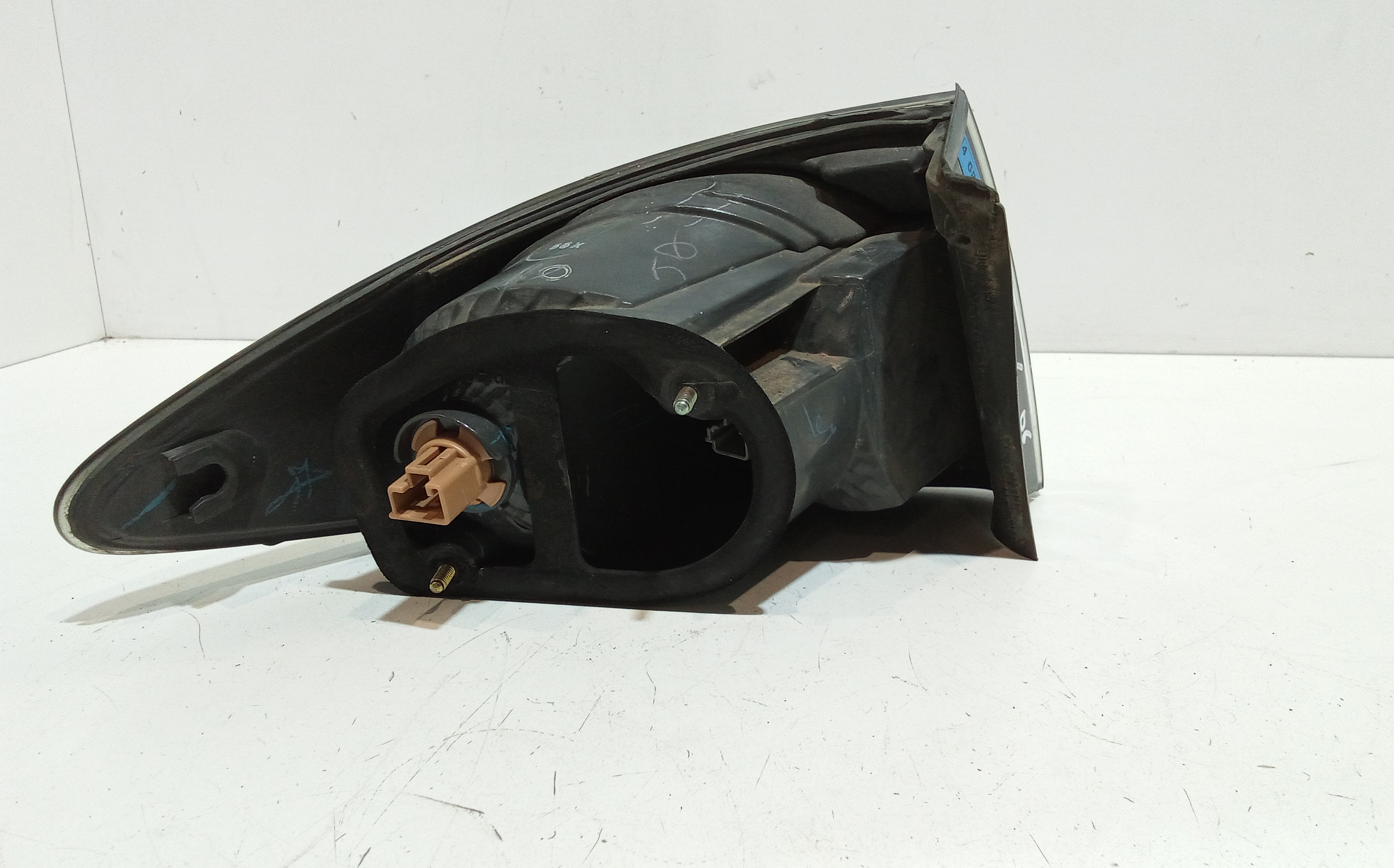 Stop fanale posteriore Destro Passeggero per Mazda 6 Berlina (2002 - 2008)