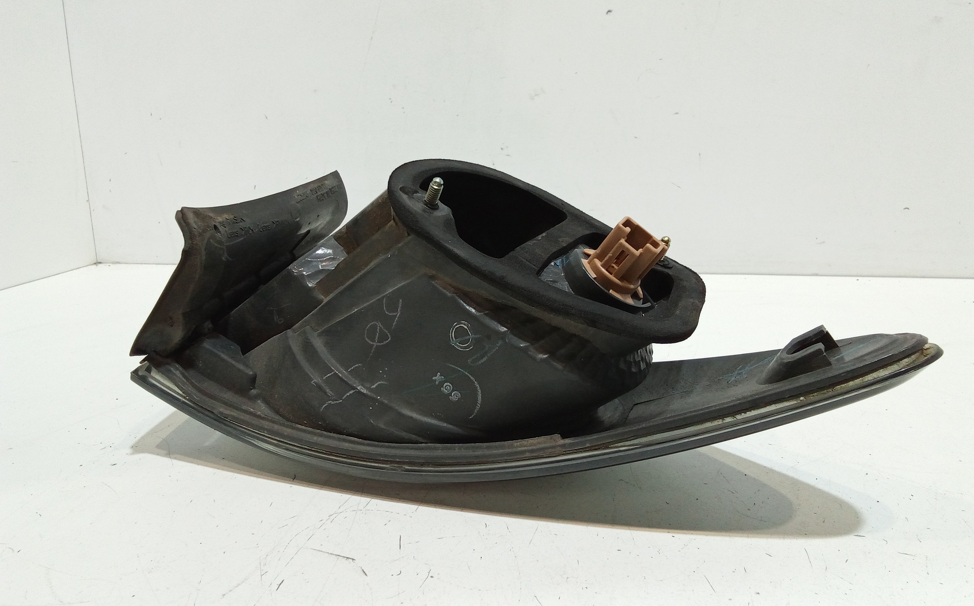 Stop fanale posteriore Destro Passeggero per Mazda 6 Berlina (2002 - 2008)