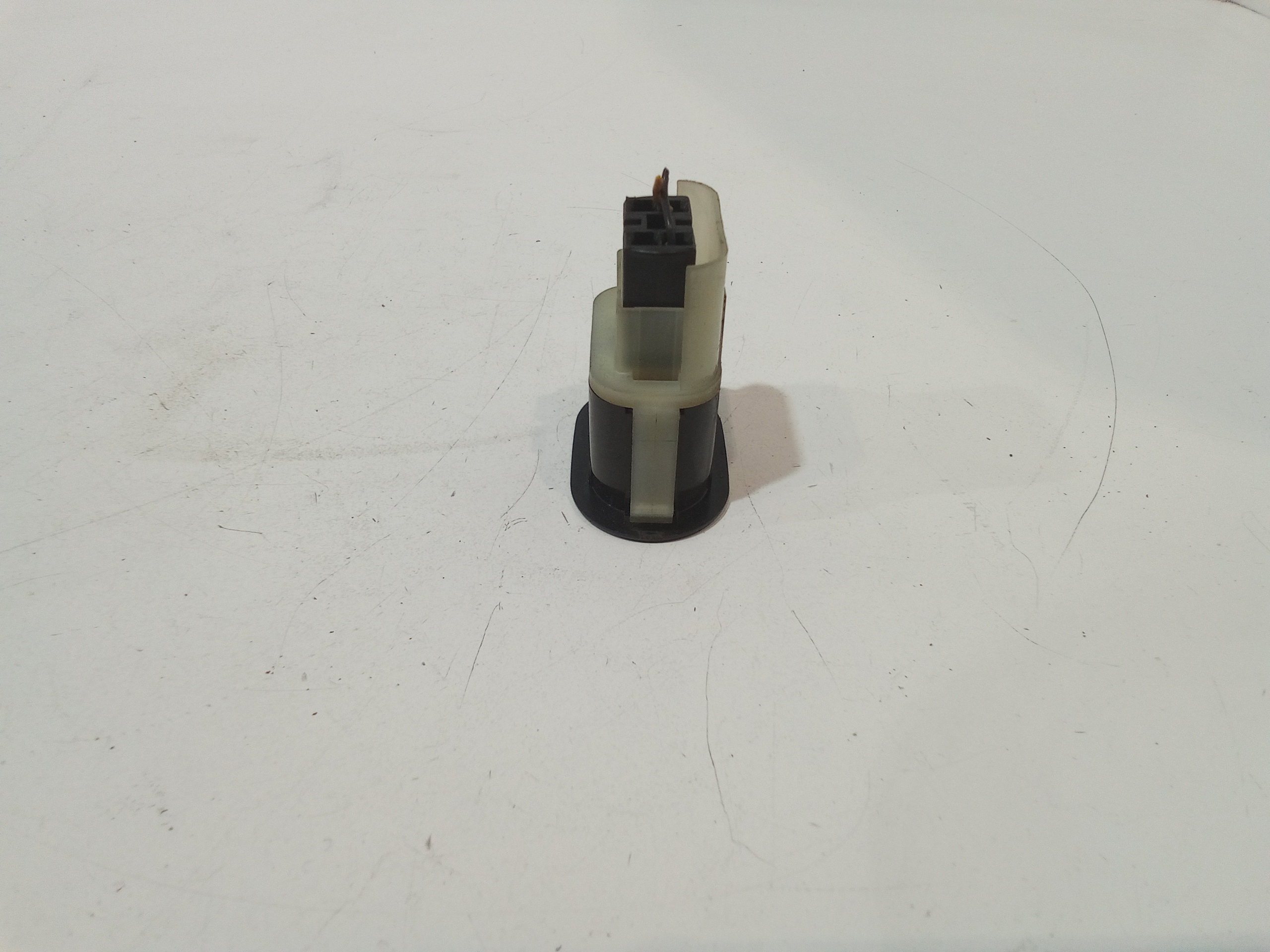 Pulsante apertura portellone posteriore per Saab 9-5 Berlina 2 Serie (2001 - 2006)