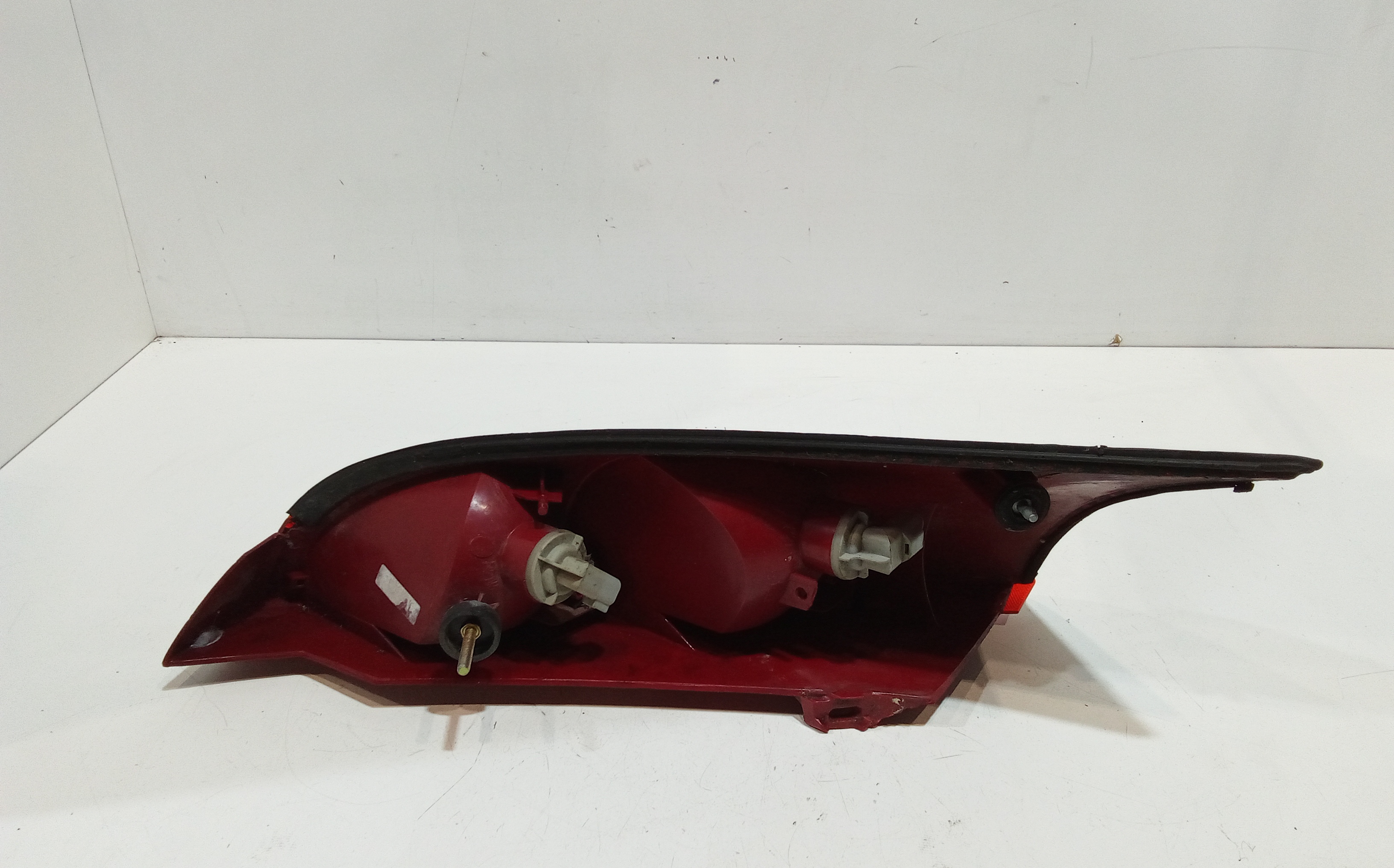 Stop fanale posteriore Destro Passeggero per Ford Focus Berlina 2 Serie (2001 - 2004)