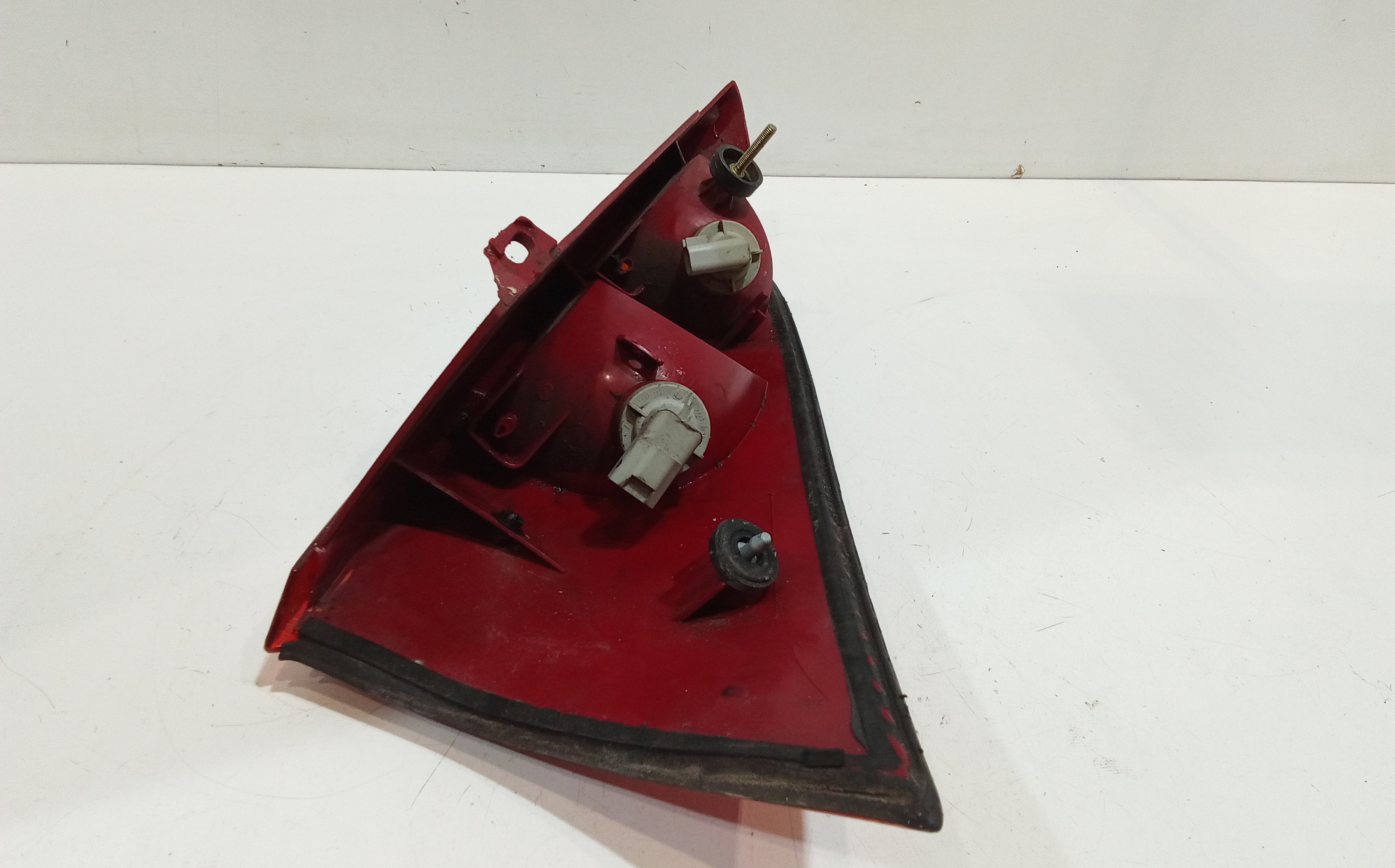 Stop fanale posteriore Destro Passeggero per Ford Focus Berlina 2 Serie (2001 - 2004)