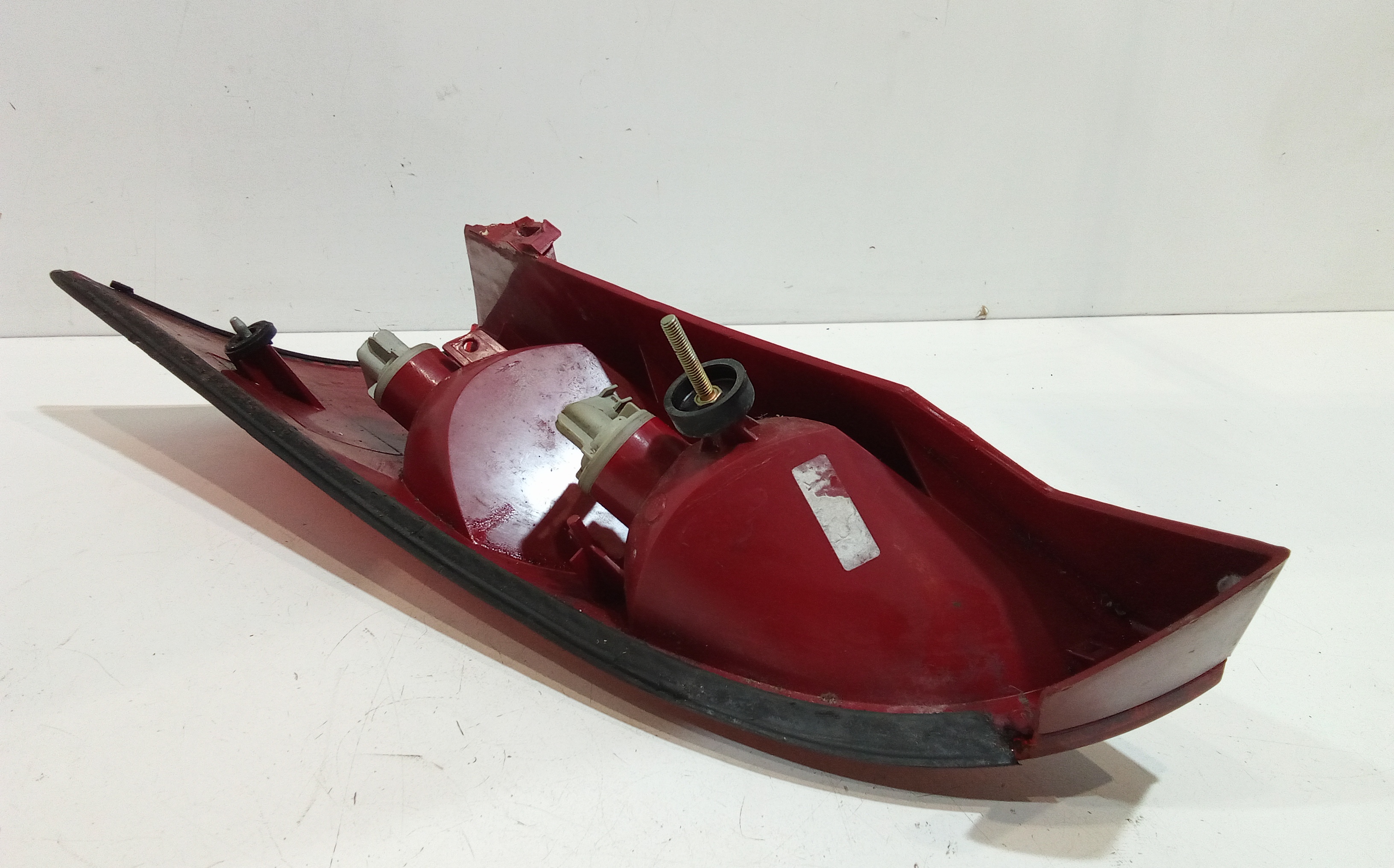 Stop fanale posteriore Destro Passeggero per Ford Focus Berlina 2 Serie (2001 - 2004)