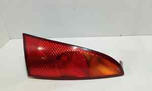 Stop fanale posteriore Destro Passeggero per Ford Focus Berlina 2 Serie (2001 - 2004)