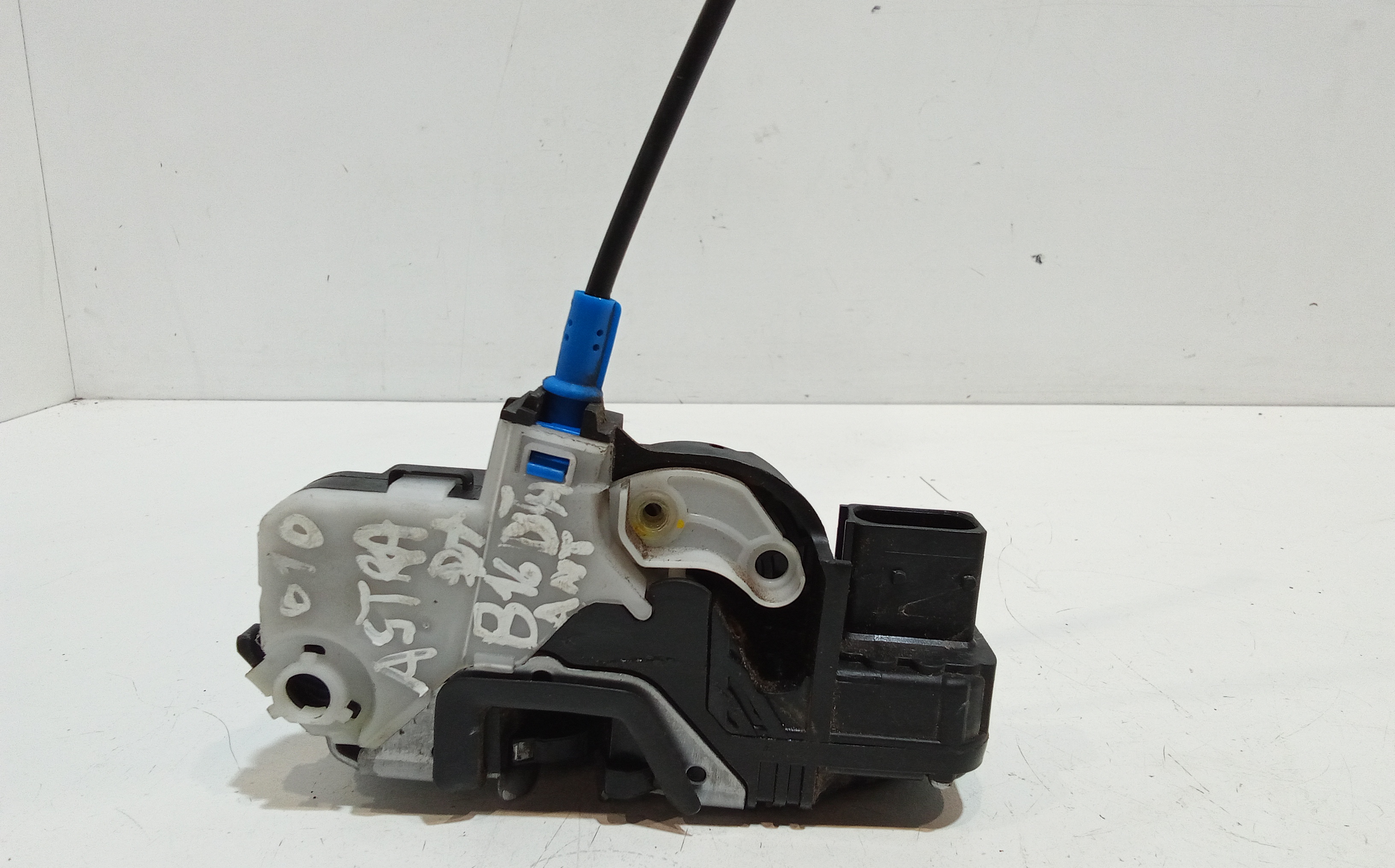 Serratura Anteriore Destra per Opel Astra J (2009 - In produzione)