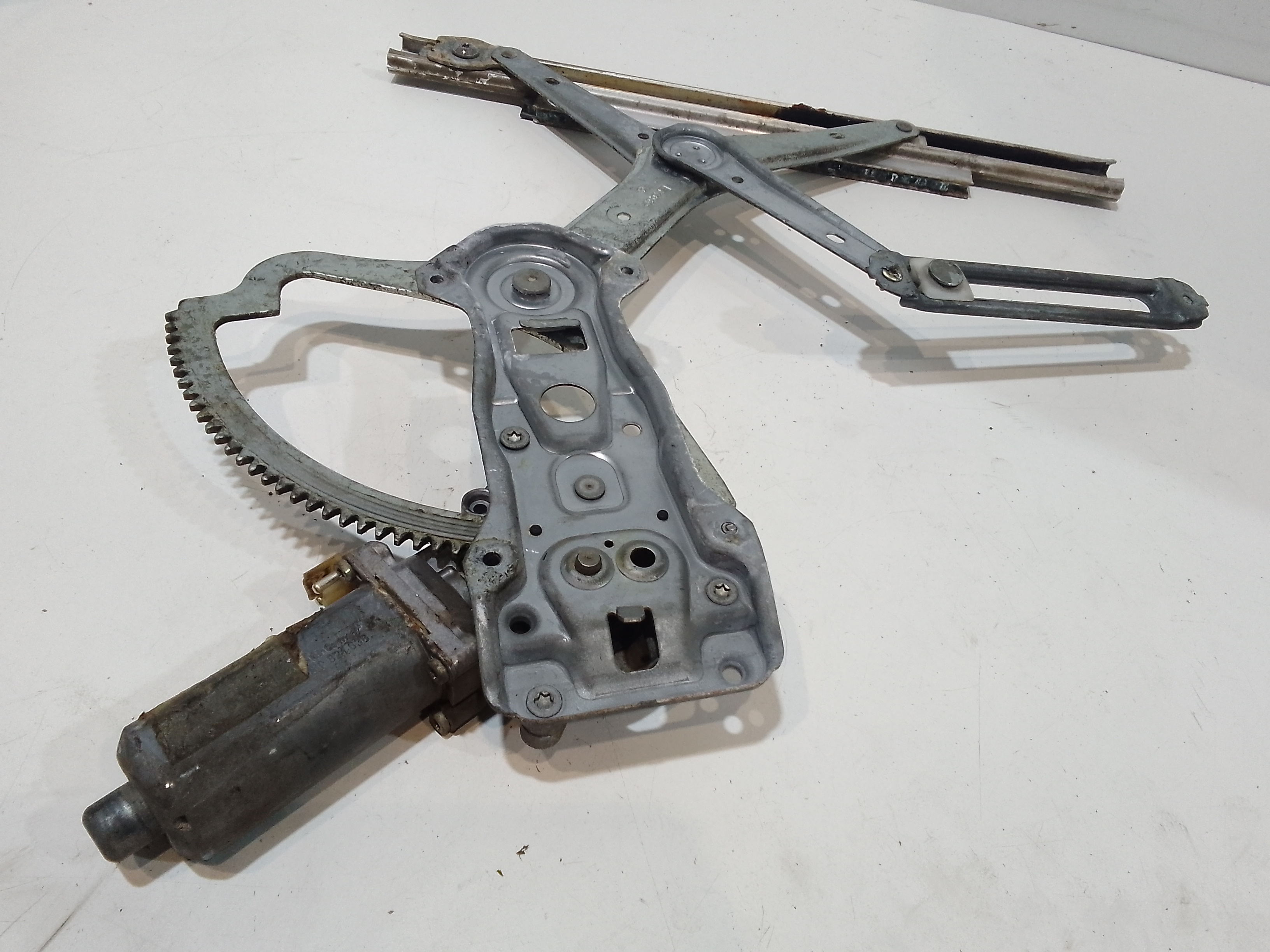 Cremagliera anteriore sinistra Guida per Mercedes Classe C Berlina W202 2 Serie (1997 - 2000)