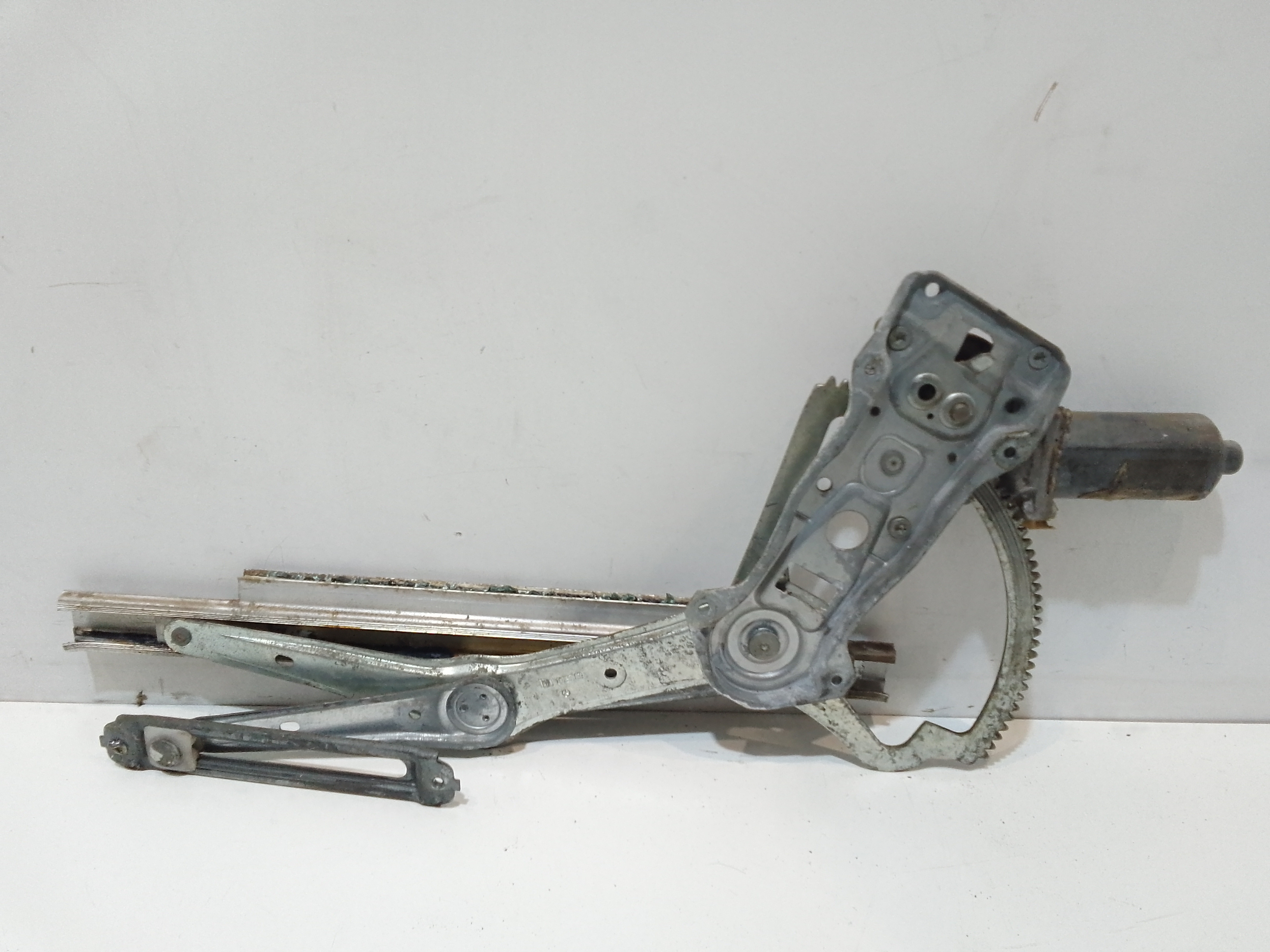 Cremagliera anteriore sinistra Guida per Mercedes Classe C Berlina W202 2 Serie (1997 - 2000)