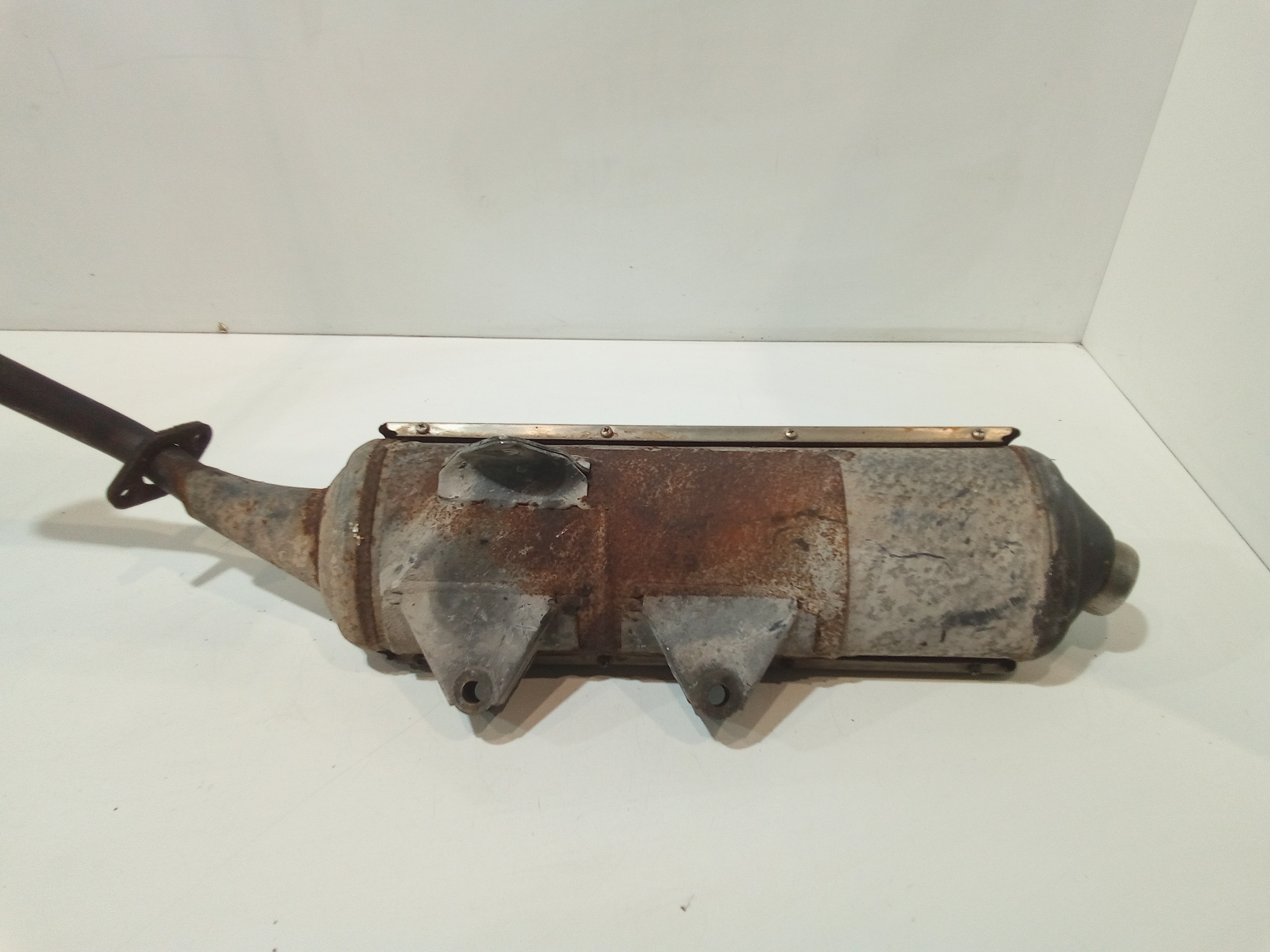 Marmitta completa di terminale scarico per Aprilia Leonardo 200 Rotax (1996 - In produzione)