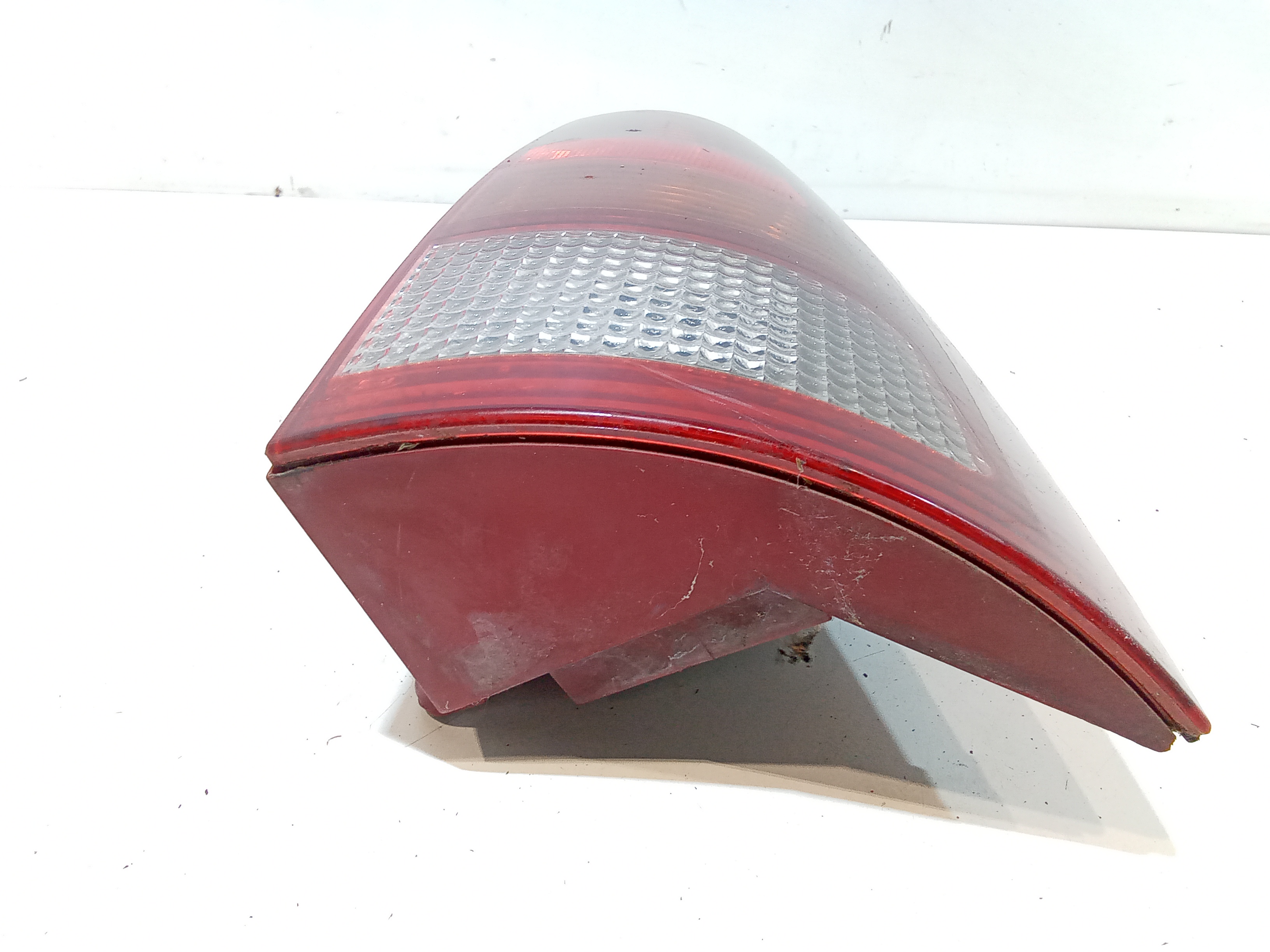 Stop fanale posteriore Destro Passeggero per Ford Focus S. Wagon 2 Serie (2001 - 2004)