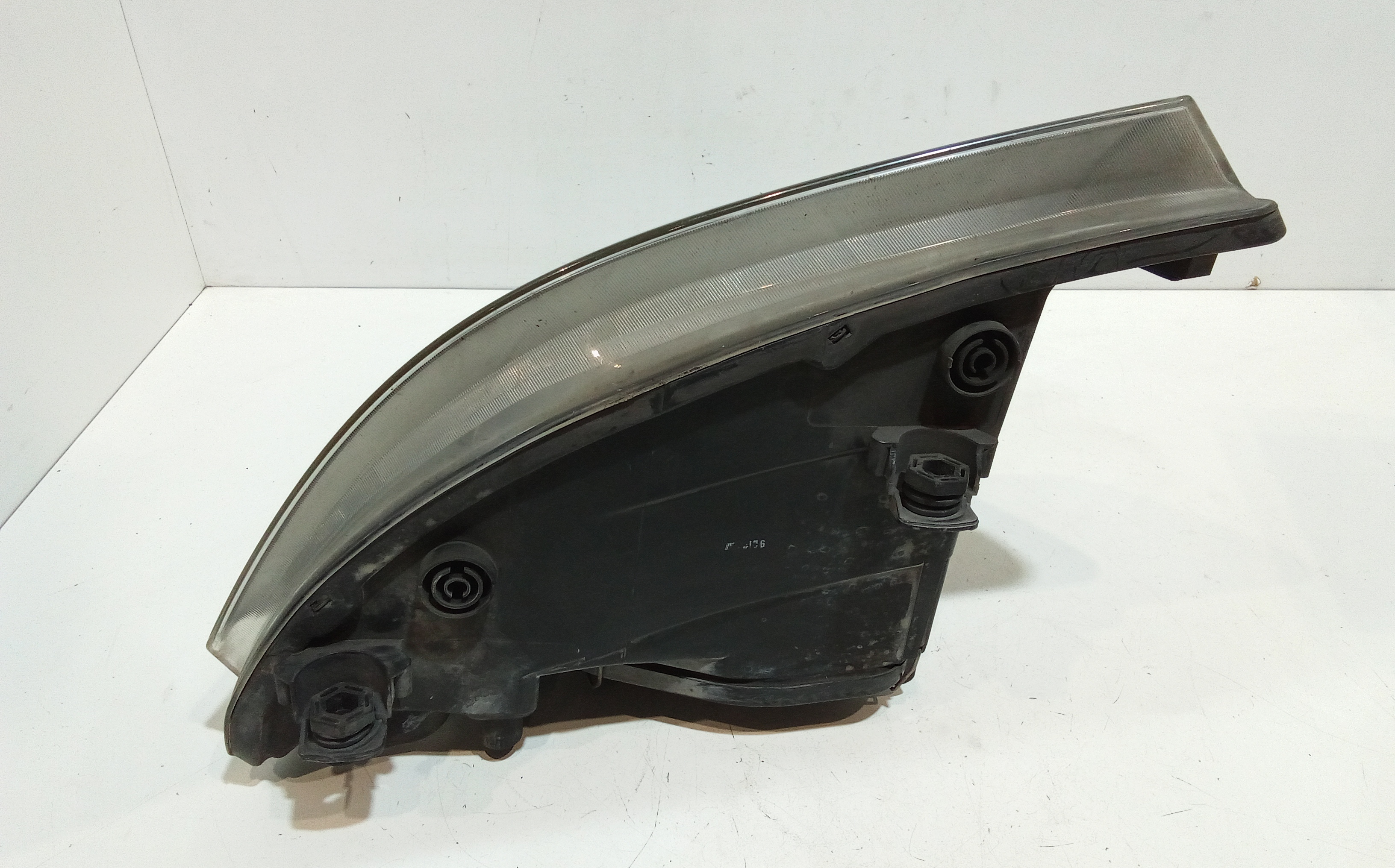 Faro anteriore Destro Passeggero per Seat Cordoba Berlina 4 Serie (2002 - 2009)