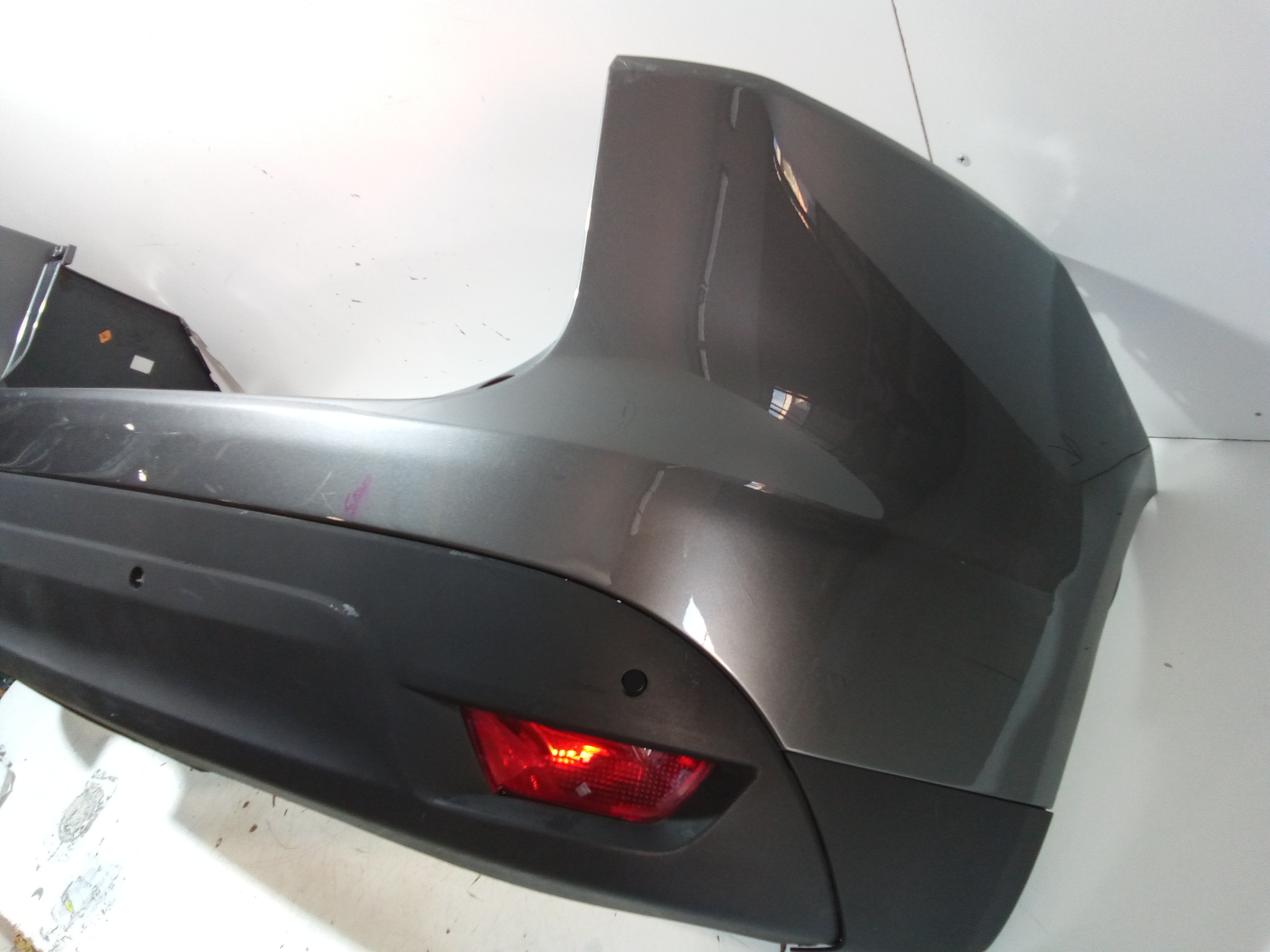 Paraurti Posteriore completo per Jaguar F-pace Serie (16>) (2016 - In produzione)