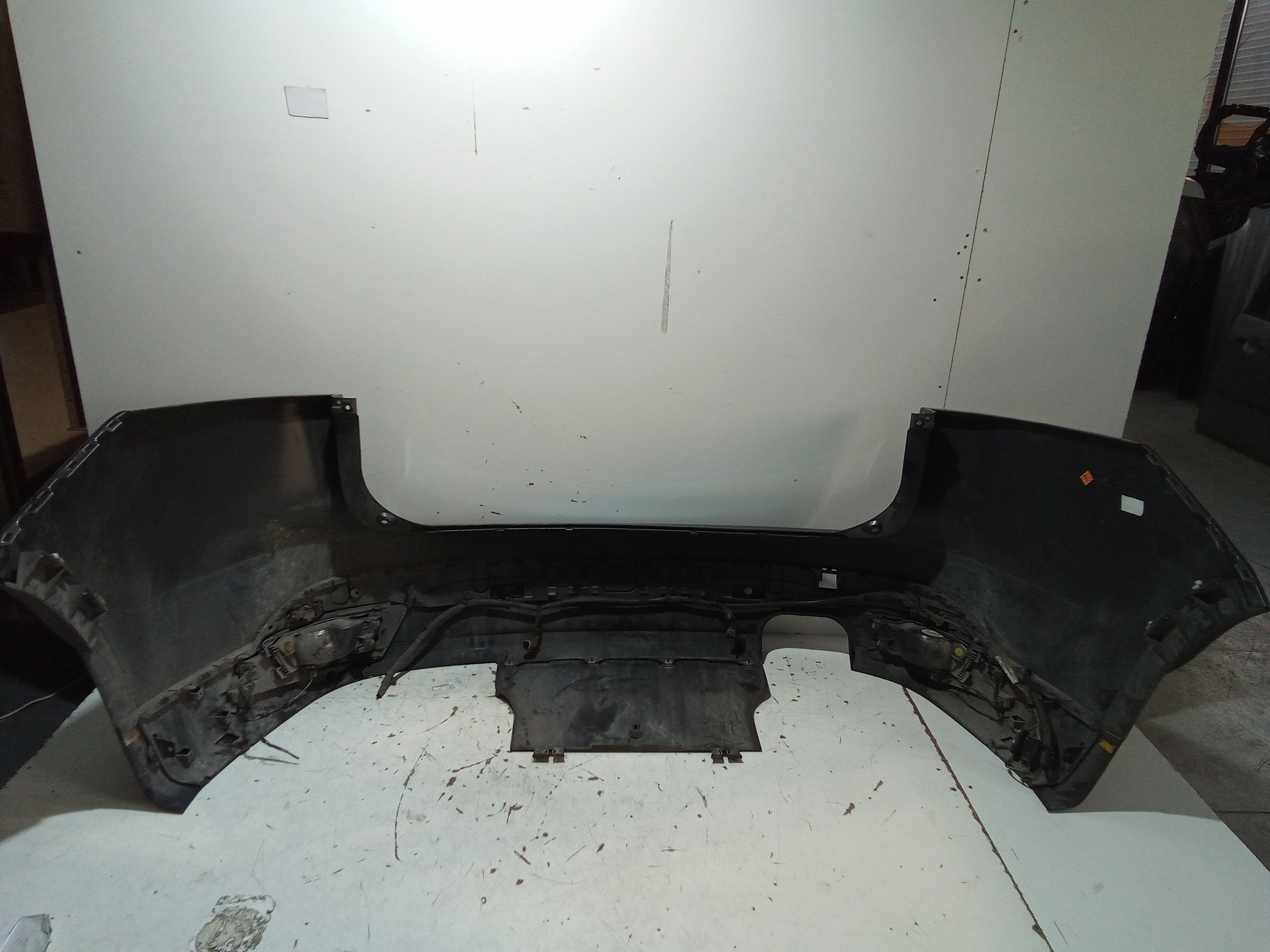 Paraurti Posteriore completo per Jaguar F-pace Serie (16>) (2016 - In produzione)