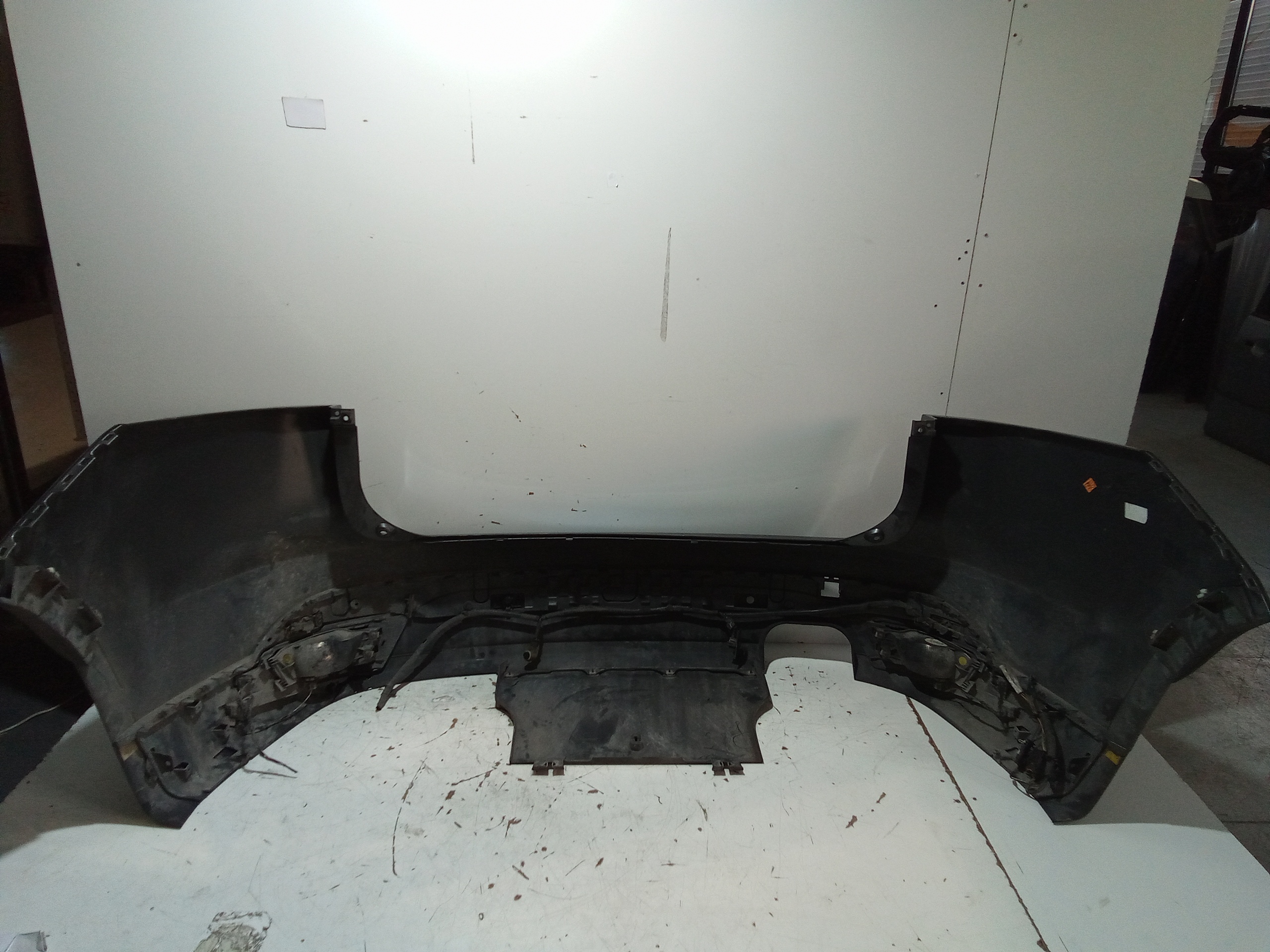 Paraurti Posteriore completo per Jaguar F-pace Serie (16>) (2016 - In produzione)